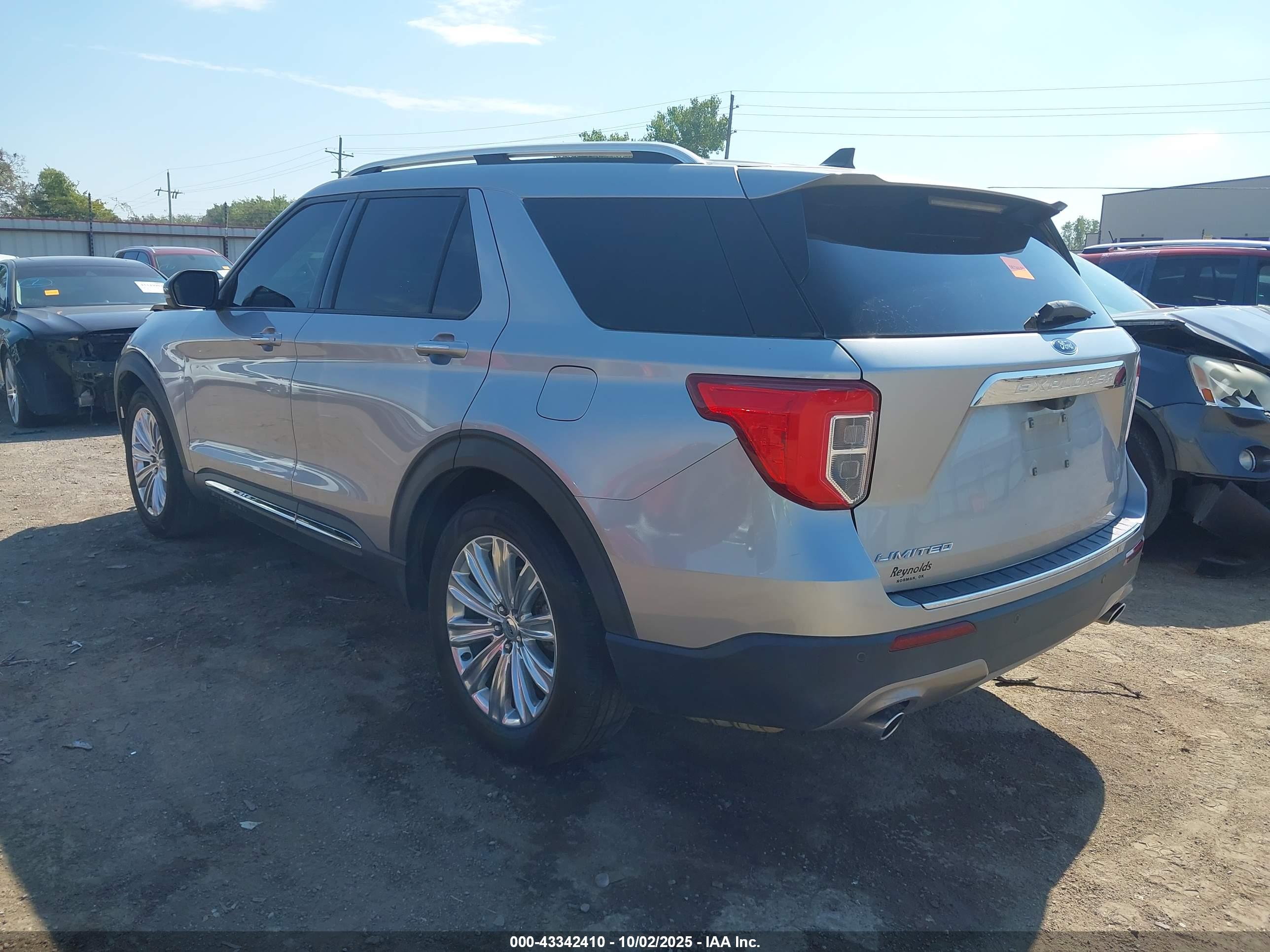 FORD EXPLORER image 3