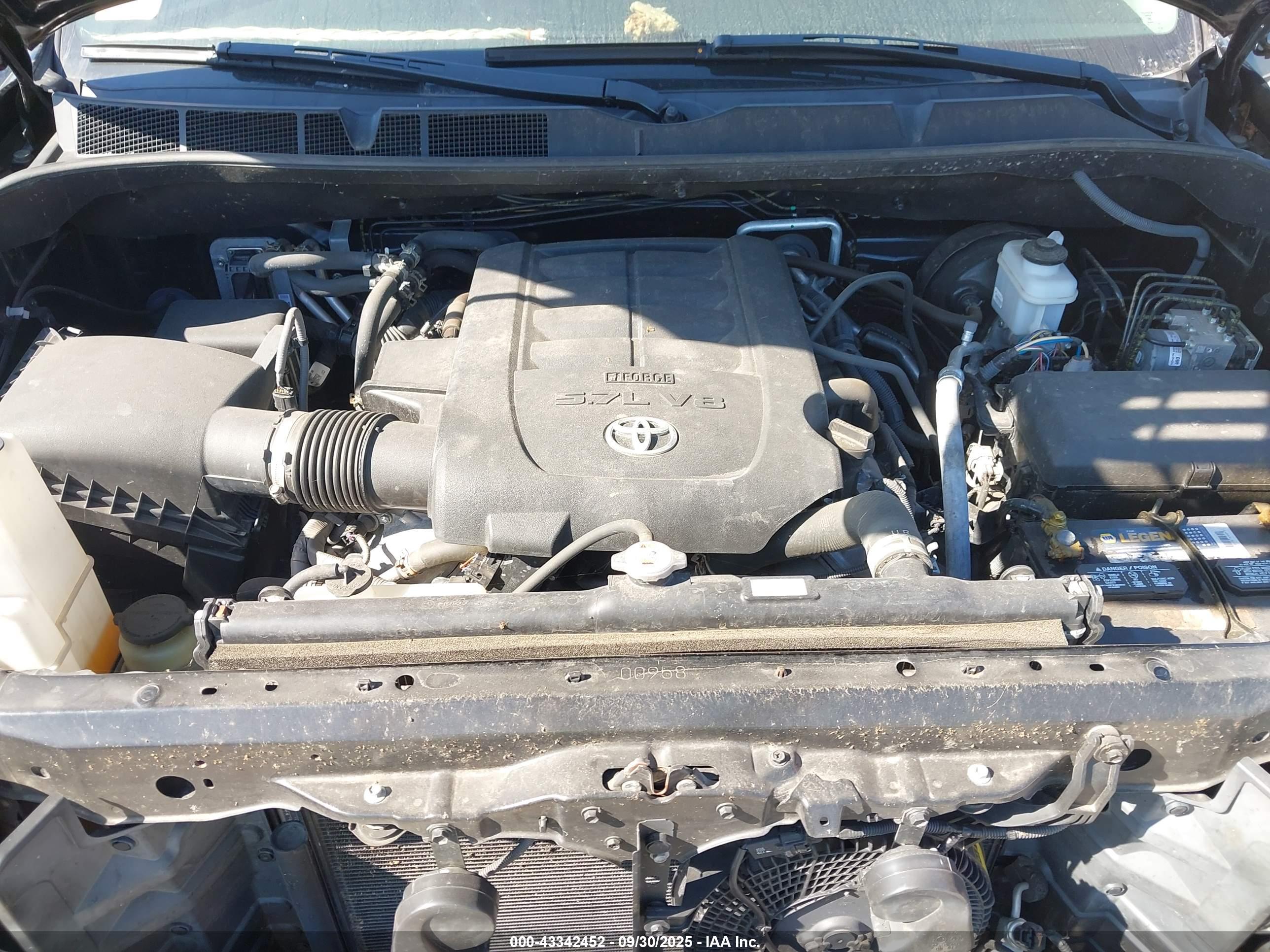 TOYOTA SEQUOIA image 10