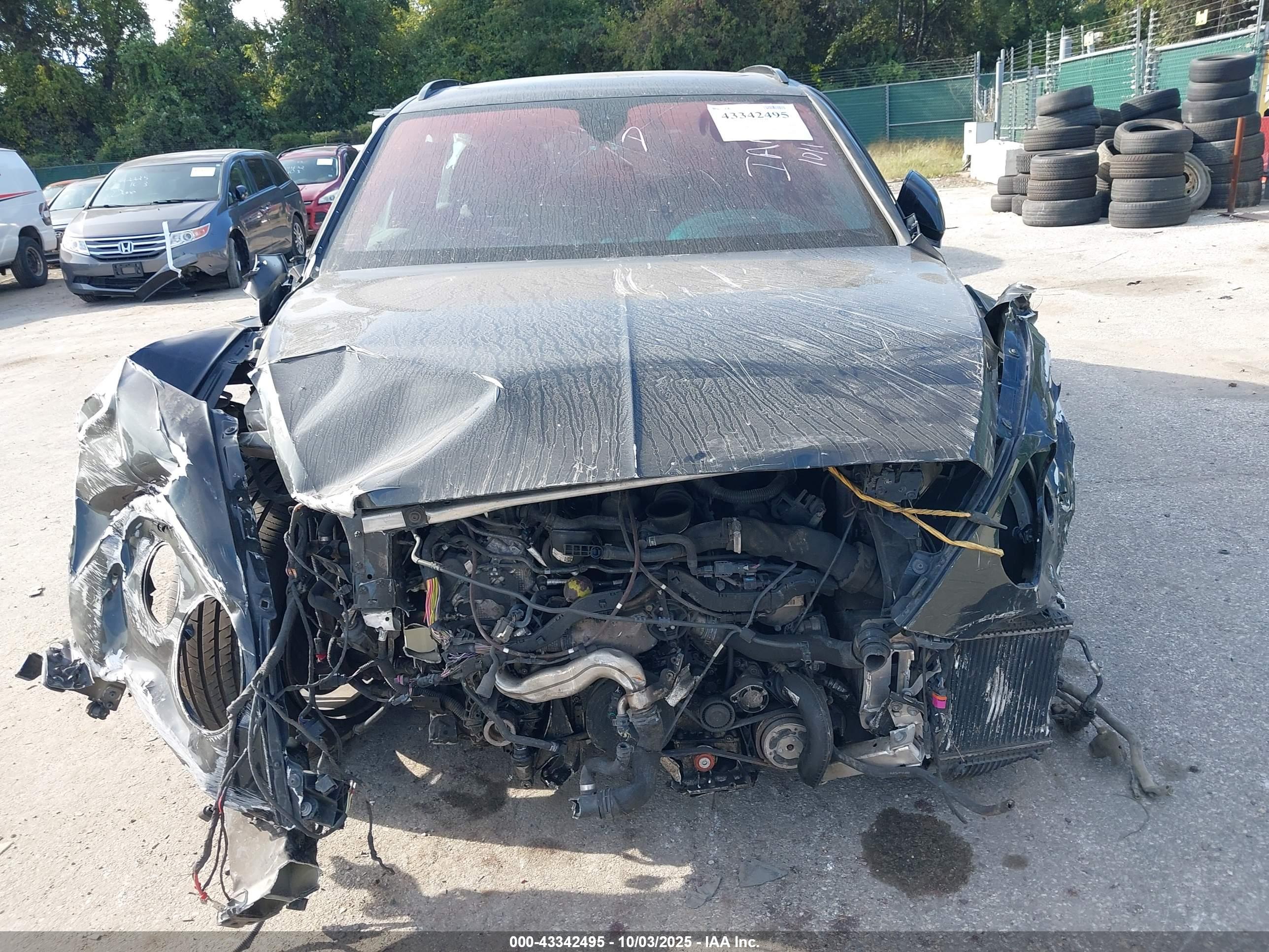 BENTLEY BENTAYGA image 6