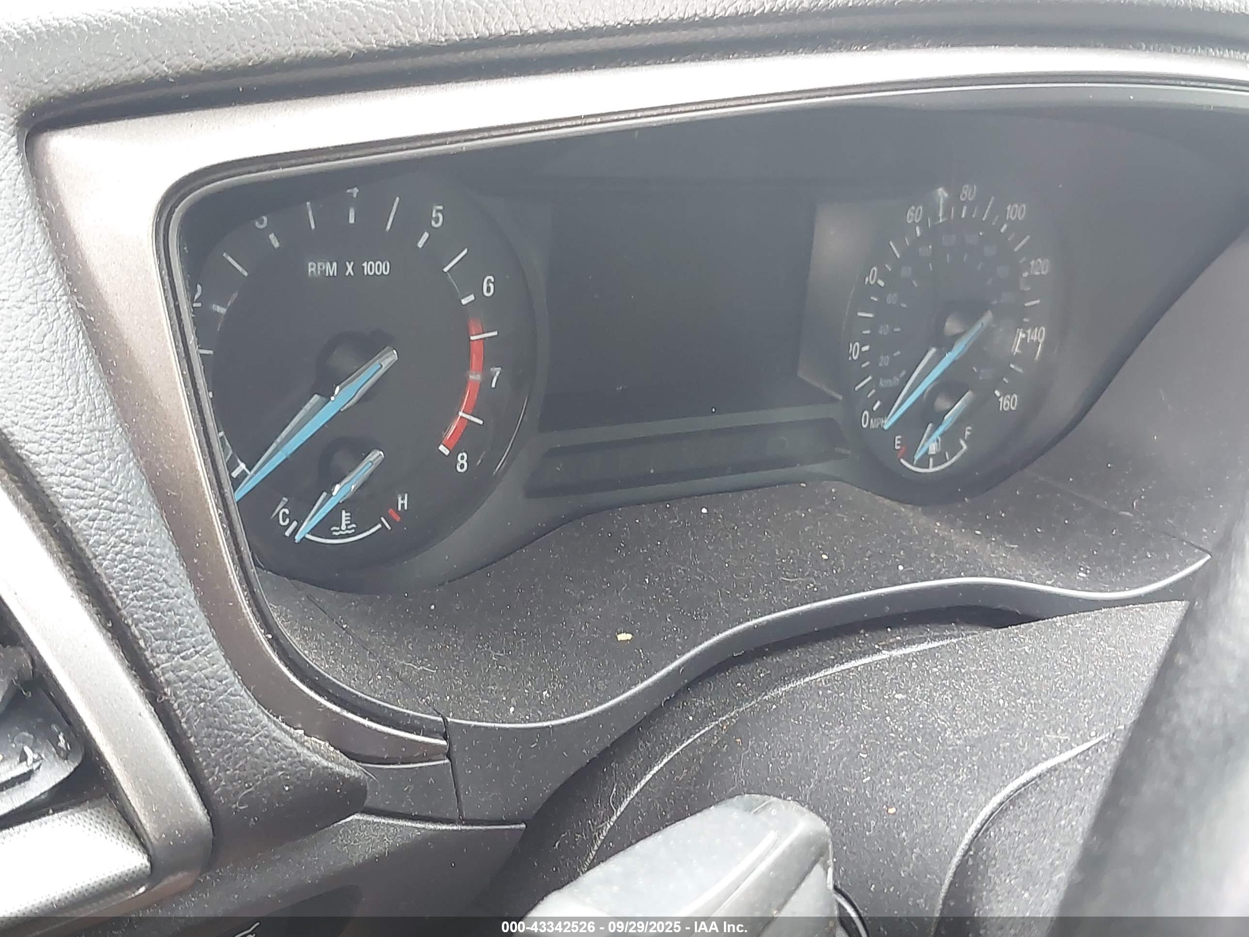 FORD FUSION image 7