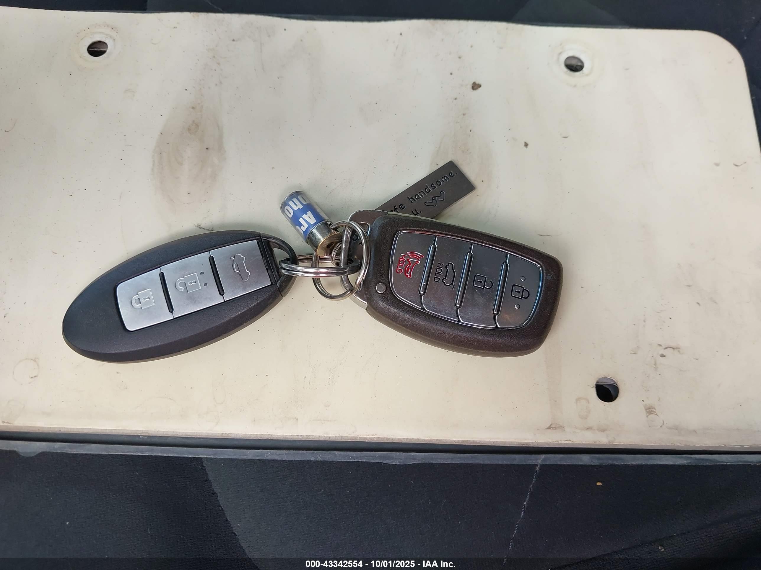 NISSAN ARMADA image 11