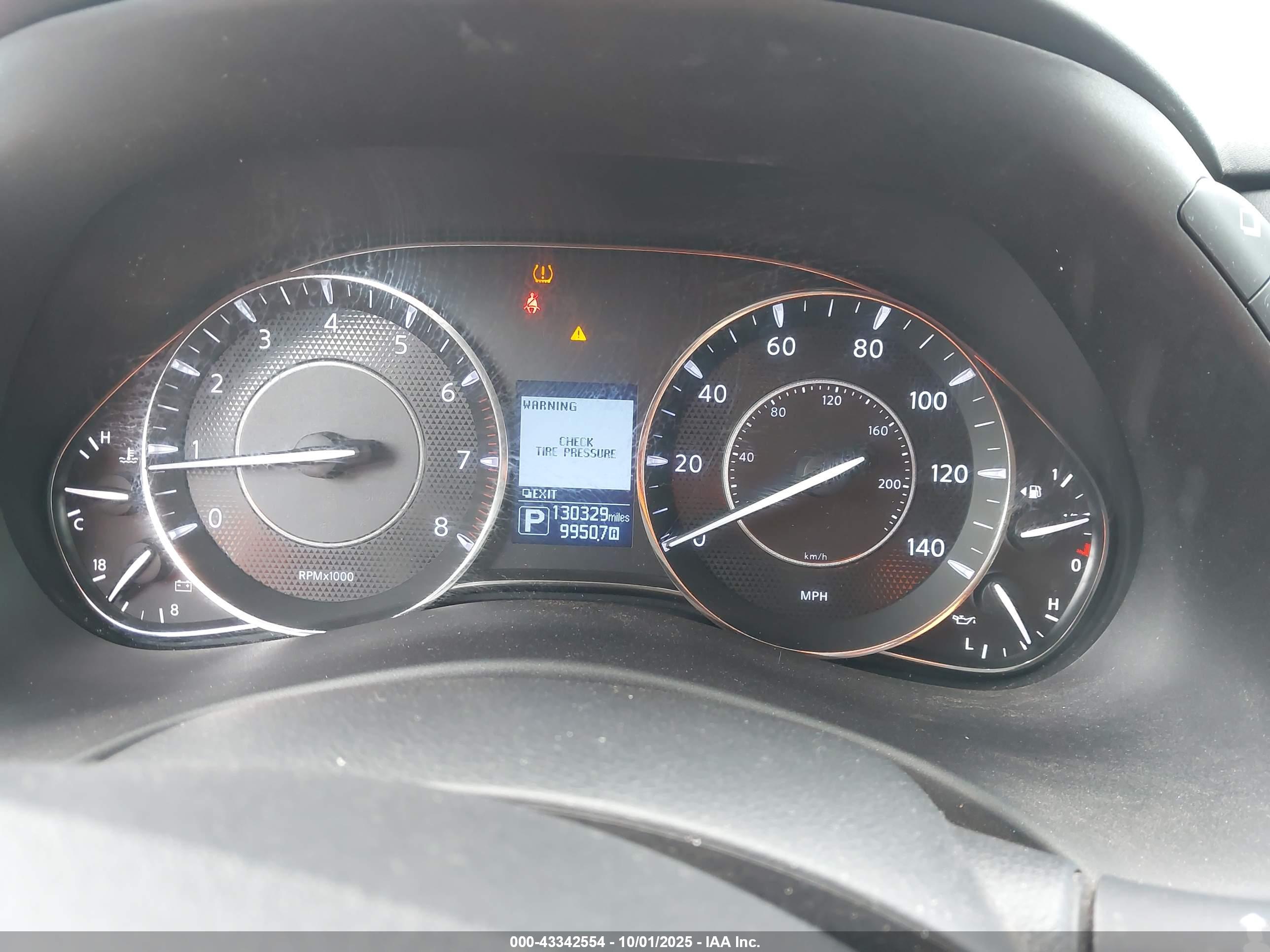 NISSAN ARMADA image 7