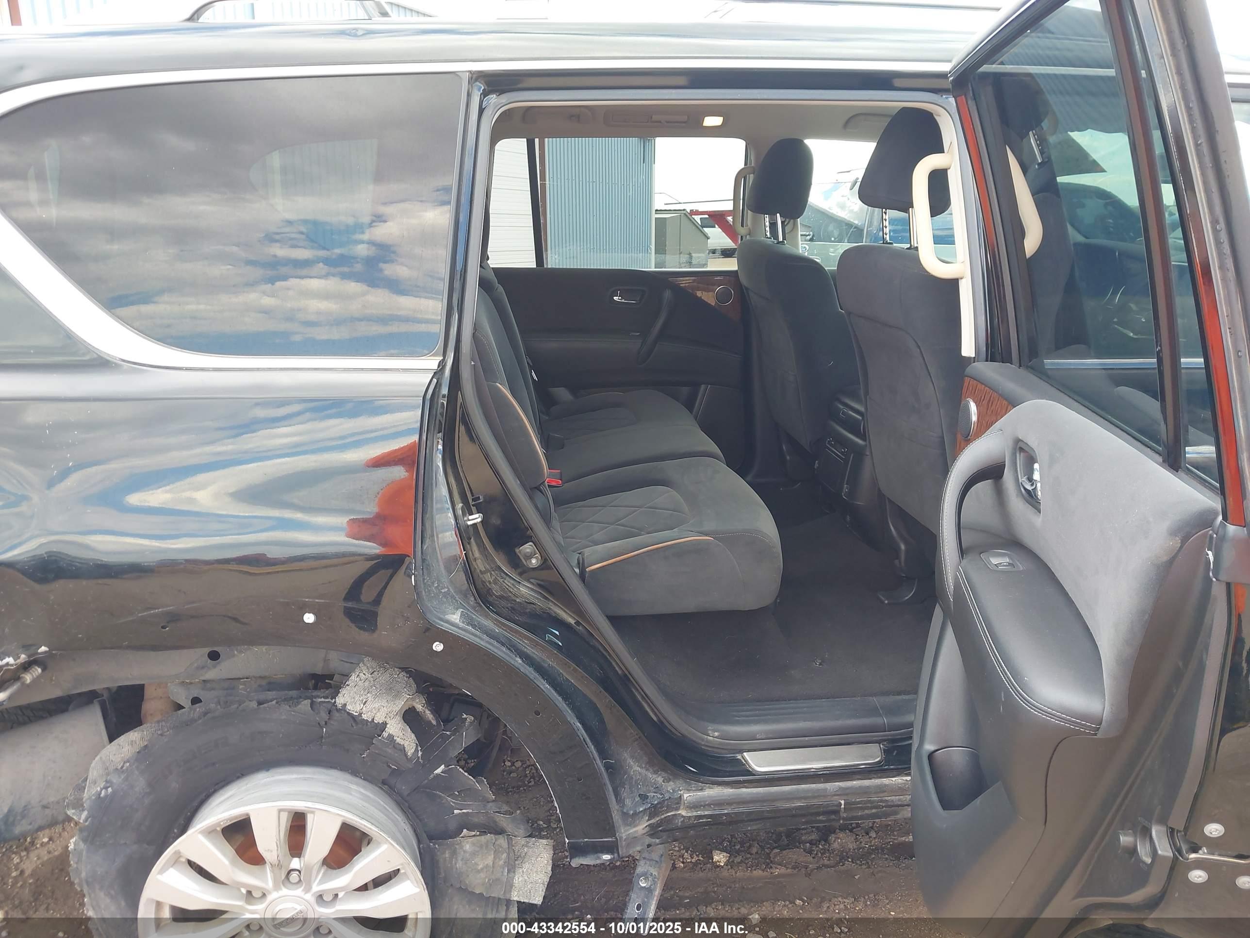NISSAN ARMADA image 8