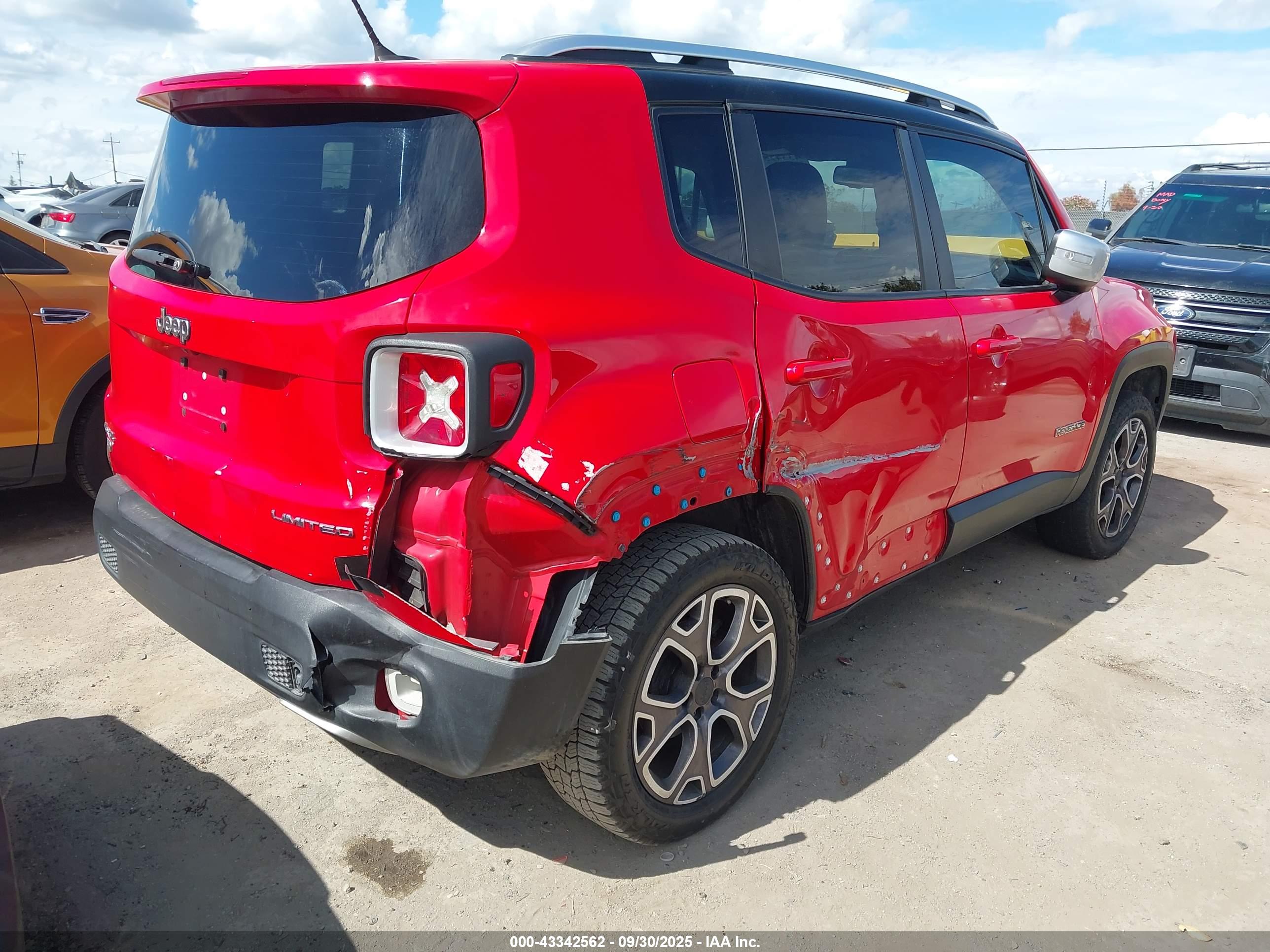 JEEP RENEGADE image 4