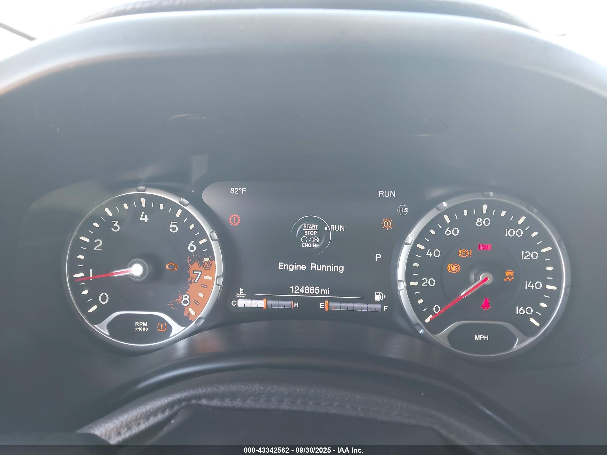 JEEP RENEGADE image 7