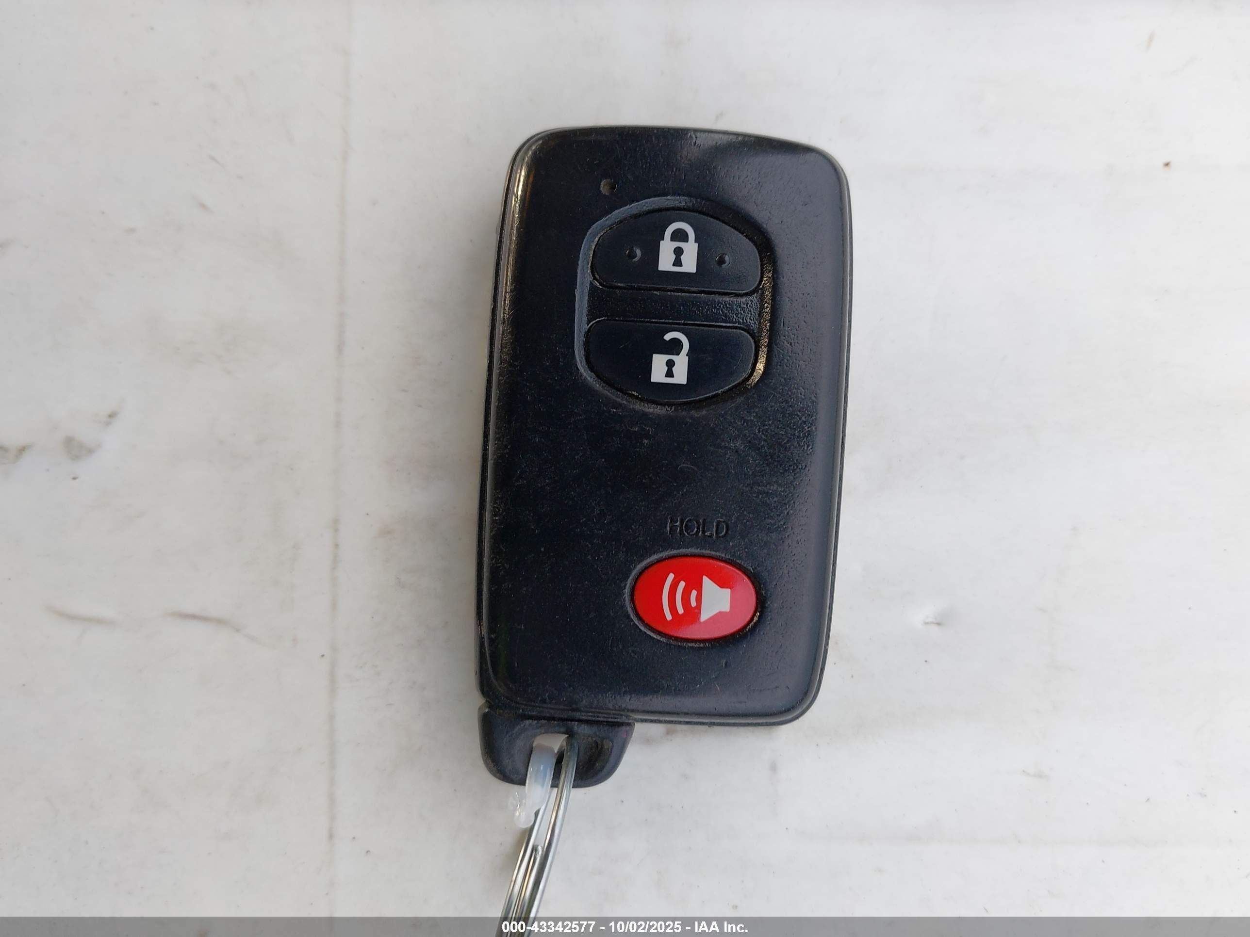 TOYOTA PRIUS image 11