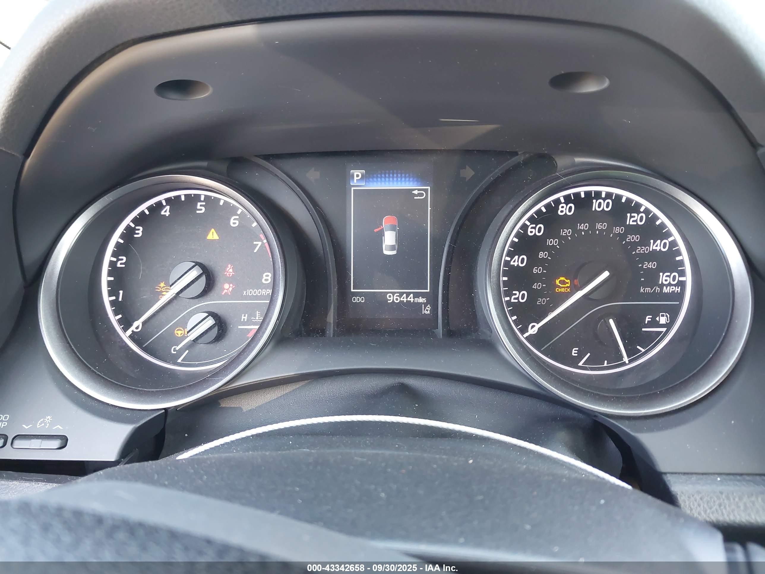 TOYOTA CAMRY image 7