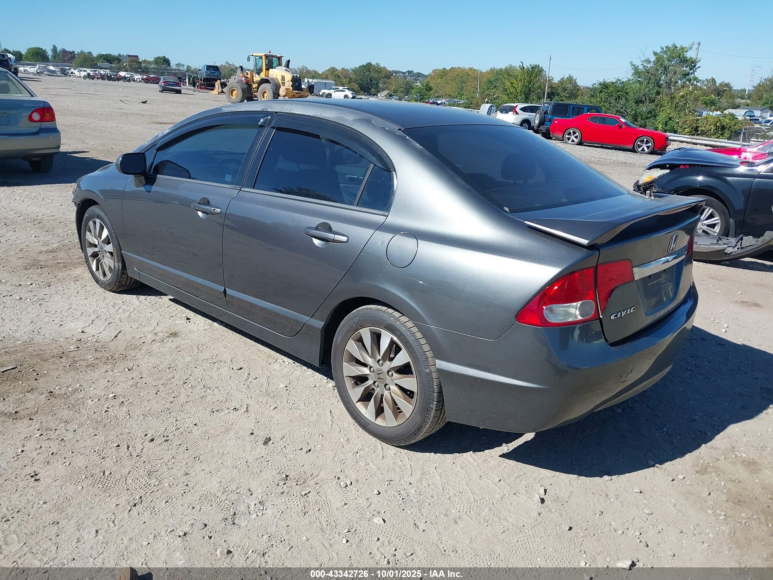 HONDA CIVIC image 3
