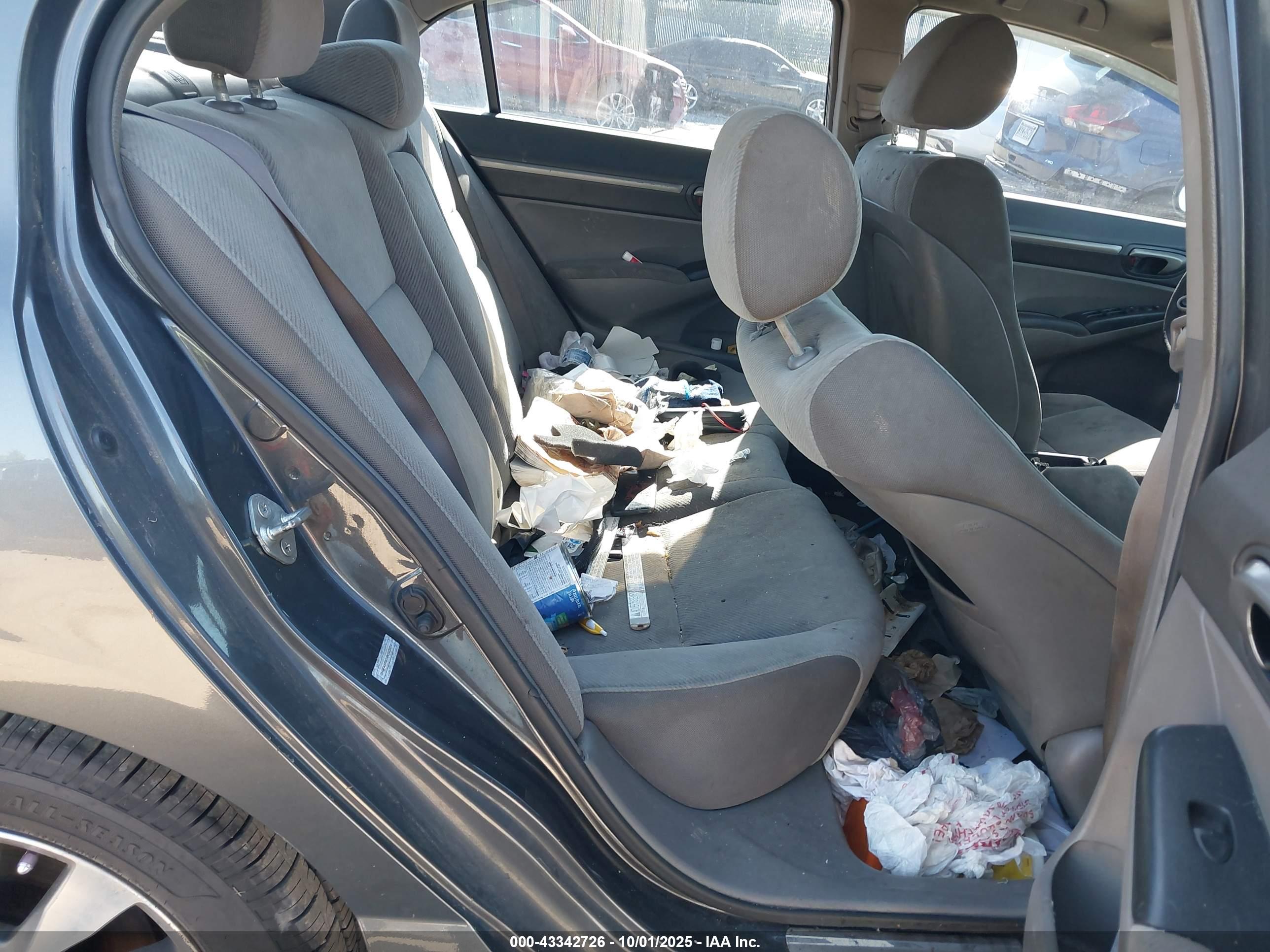 HONDA CIVIC image 8