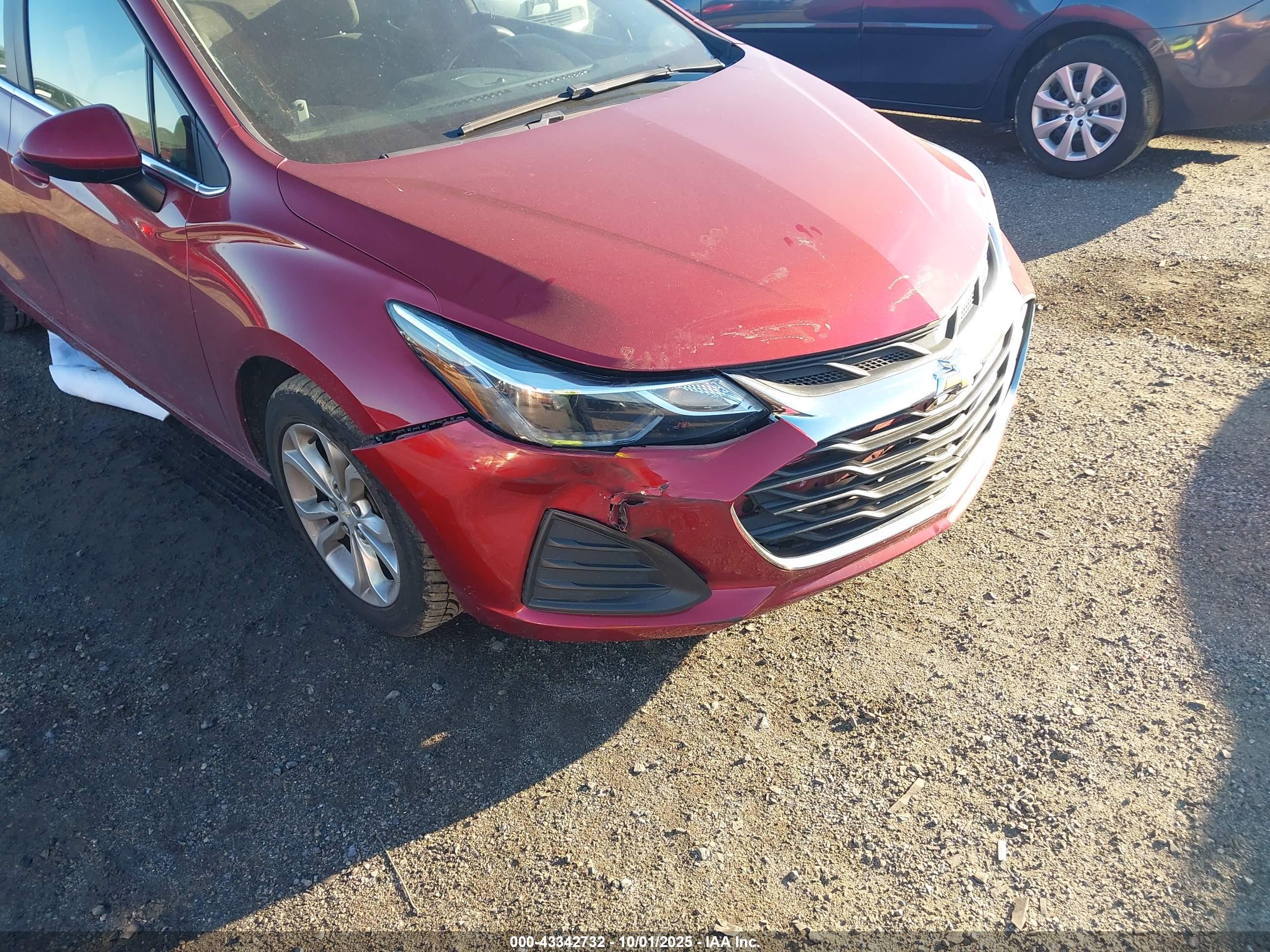 CHEVROLET CRUZE image 6