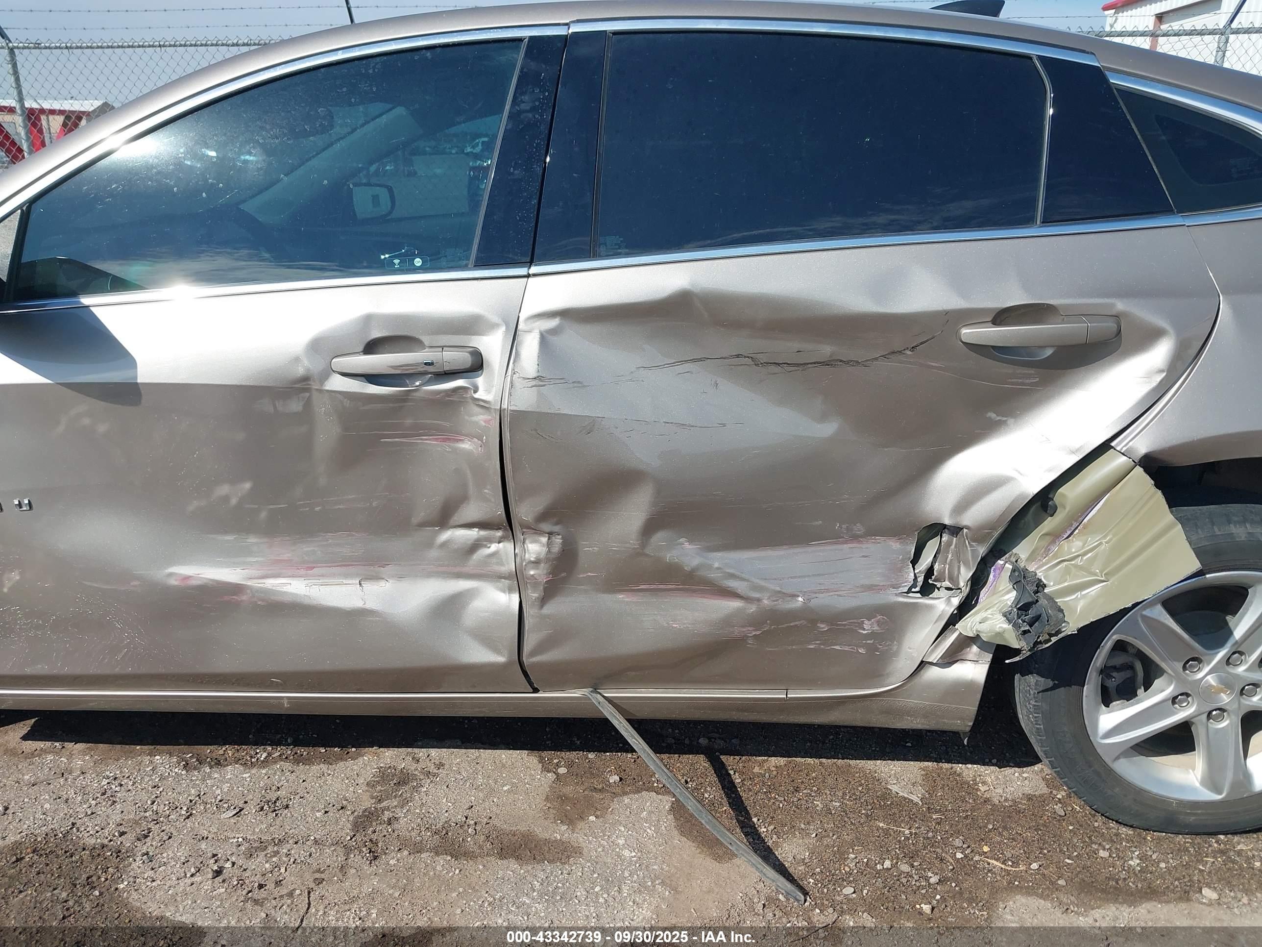 CHEVROLET MALIBU image 6
