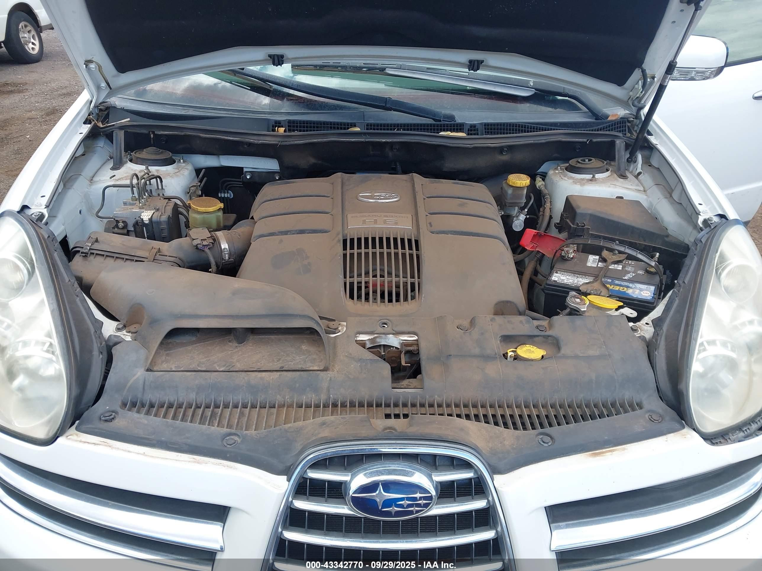 SUBARU B9 image 10