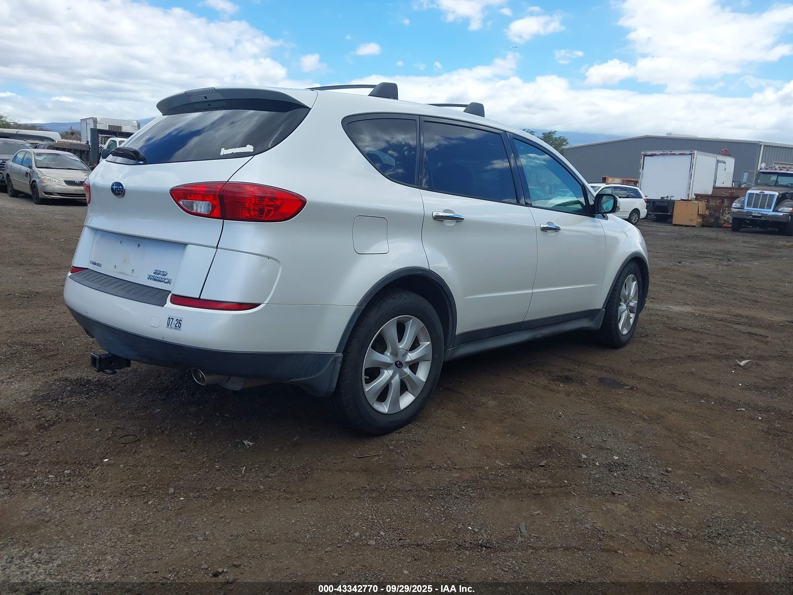SUBARU B9 image 4