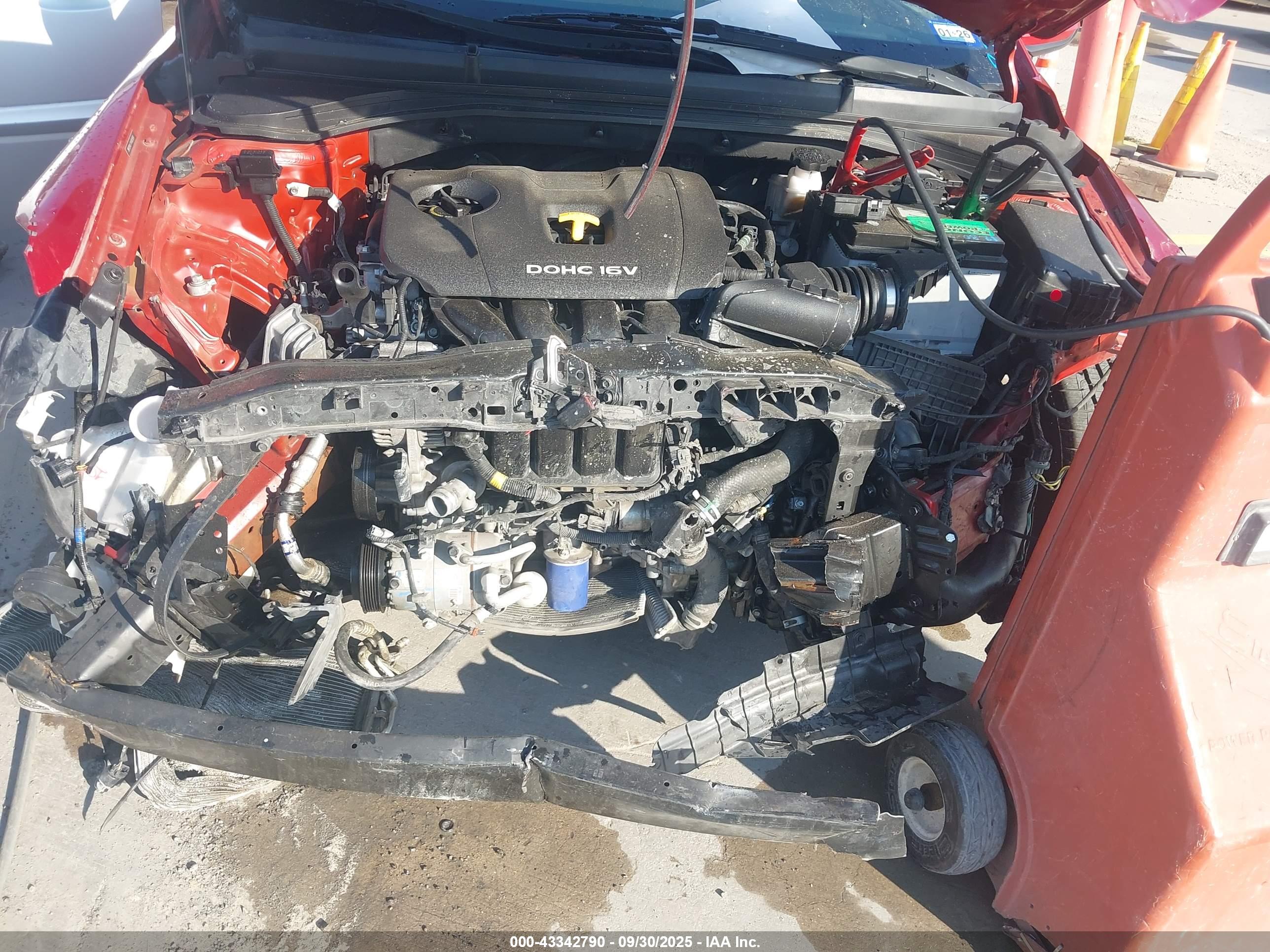 HYUNDAI ELANTRA image 6