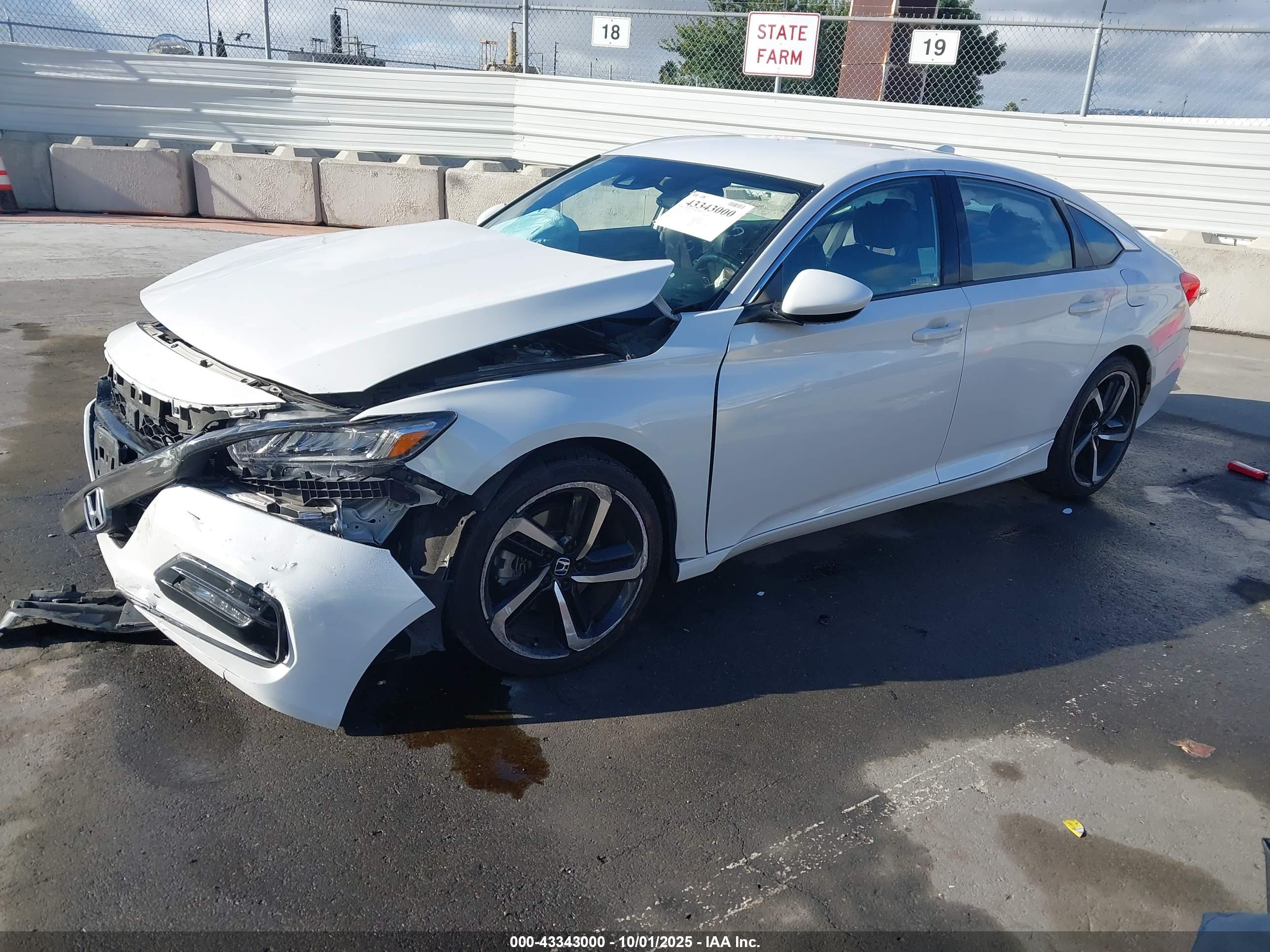 HONDA ACCORD image 2