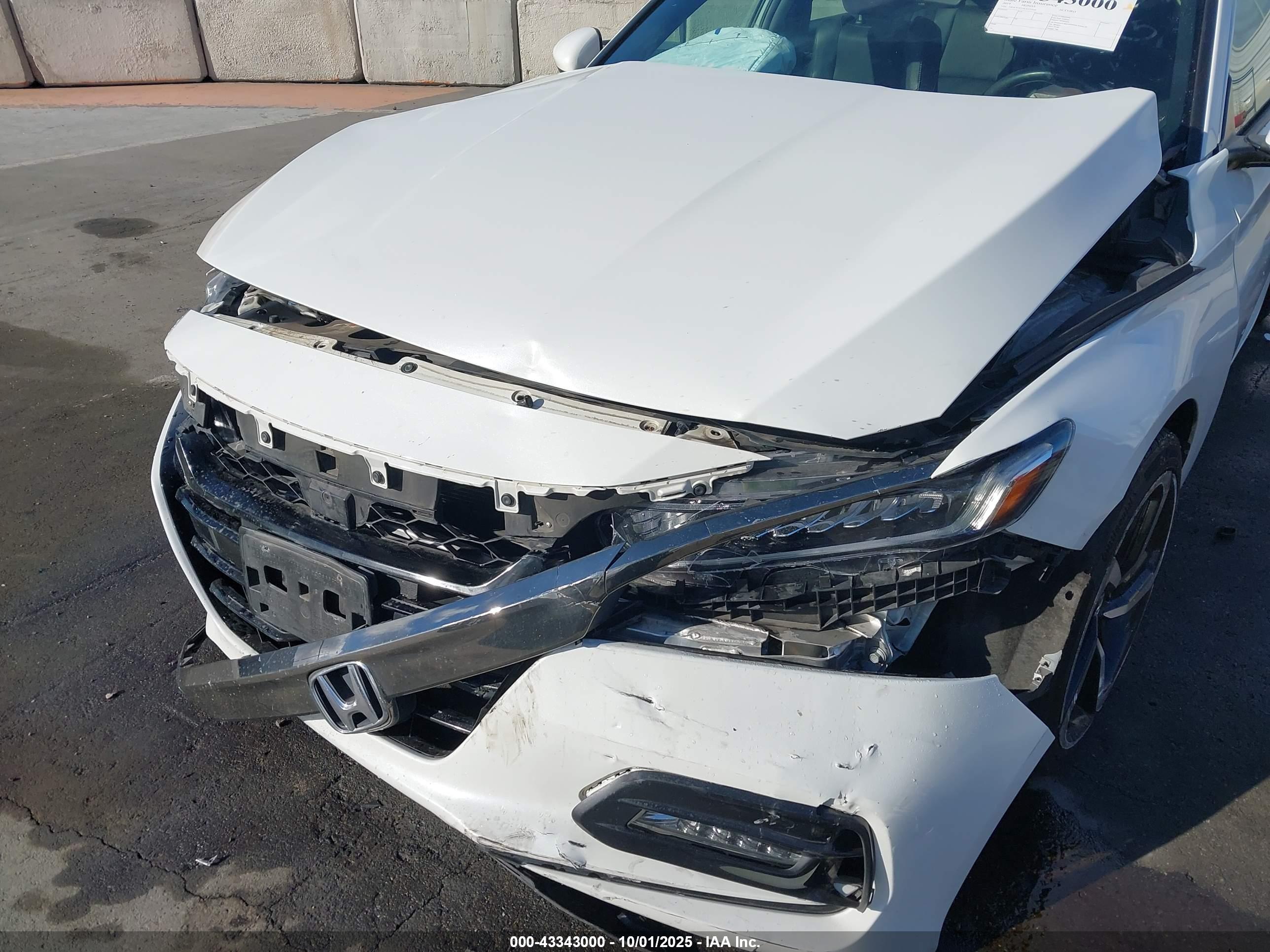 HONDA ACCORD image 6