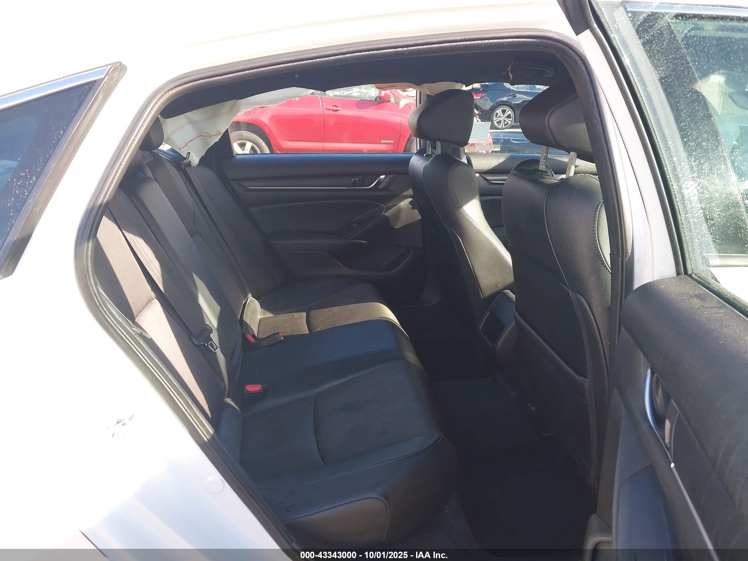 HONDA ACCORD image 8