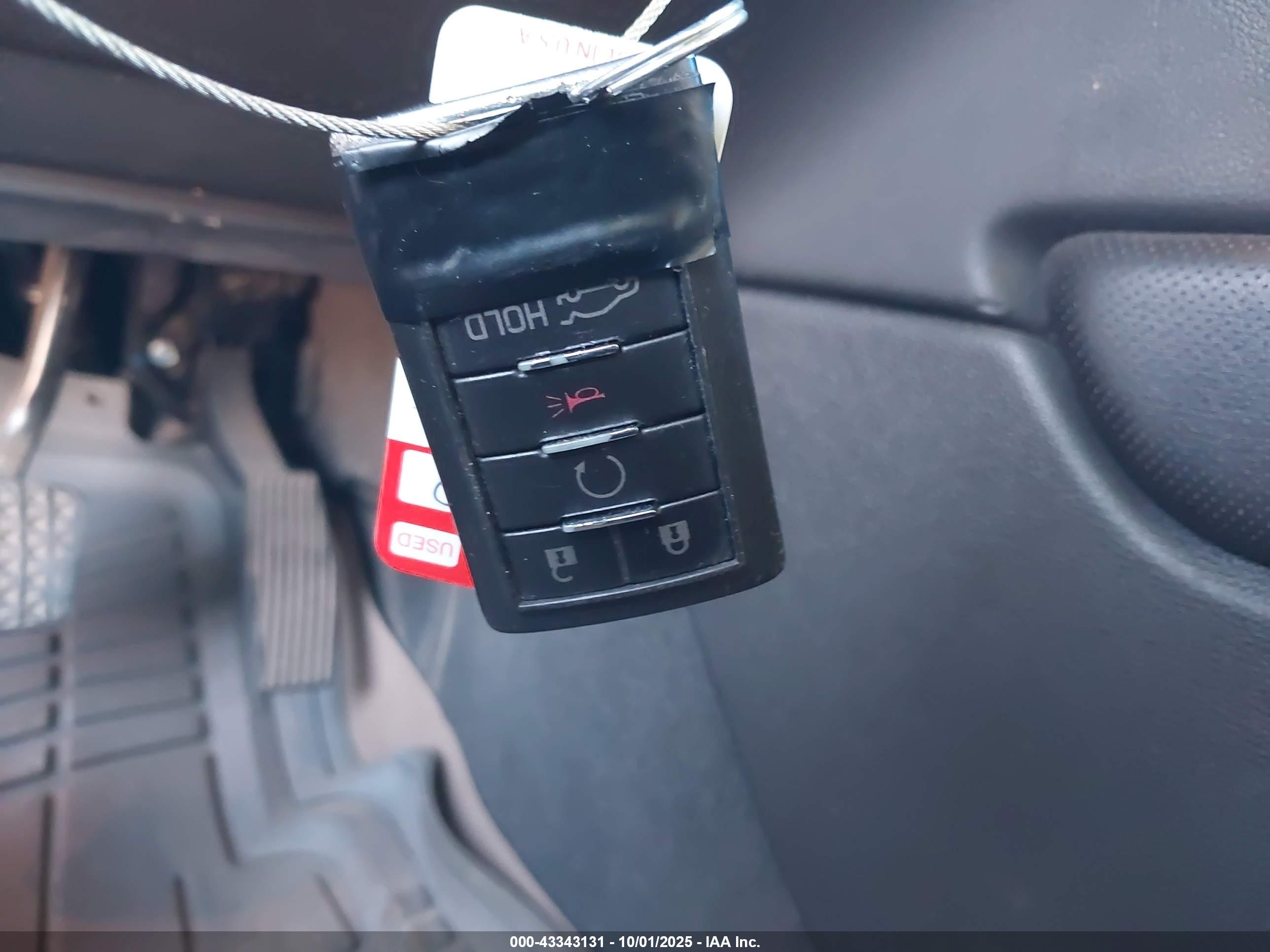 CADILLAC XTS image 11