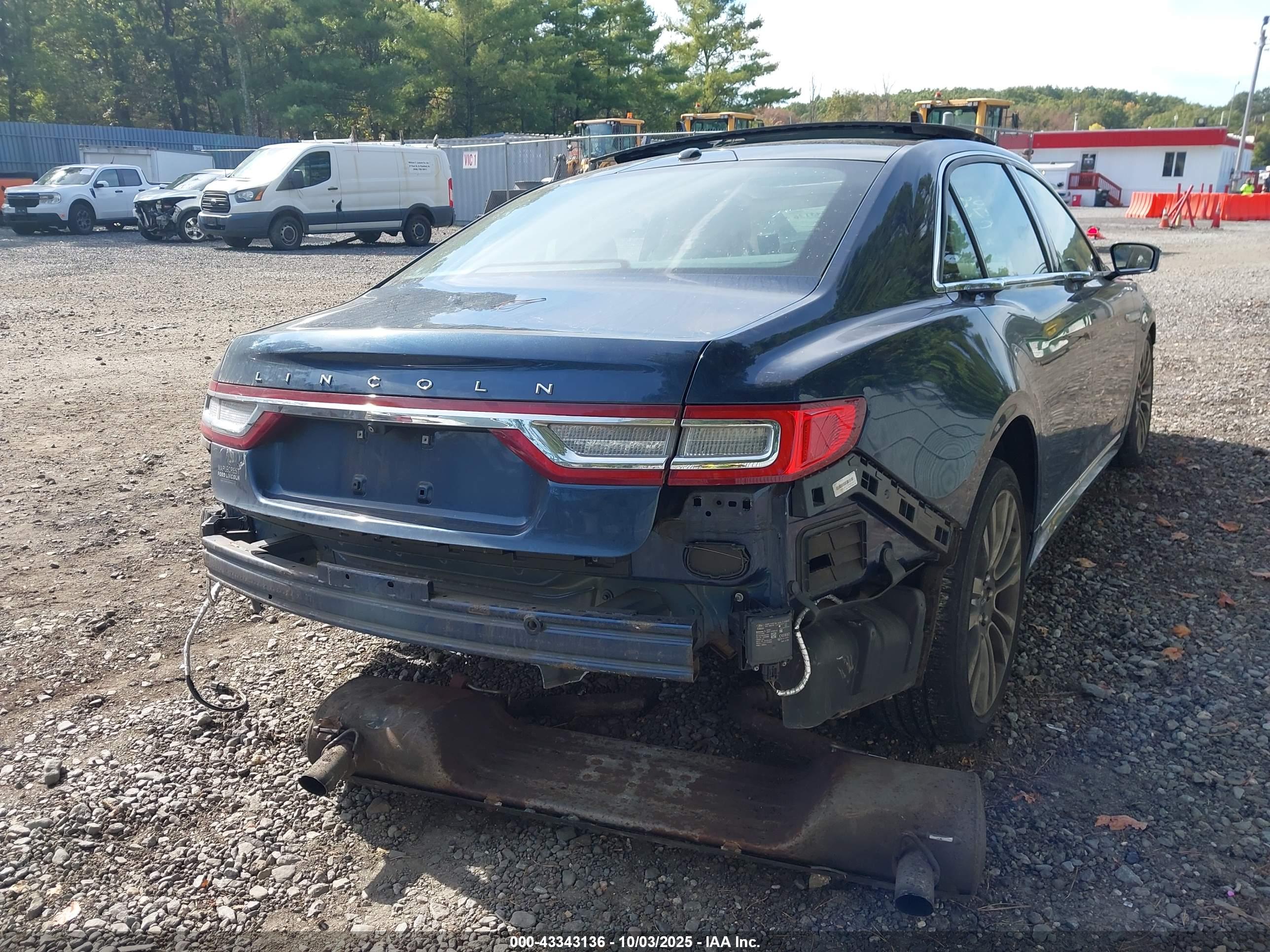LINCOLN CONTINENTAL image 4