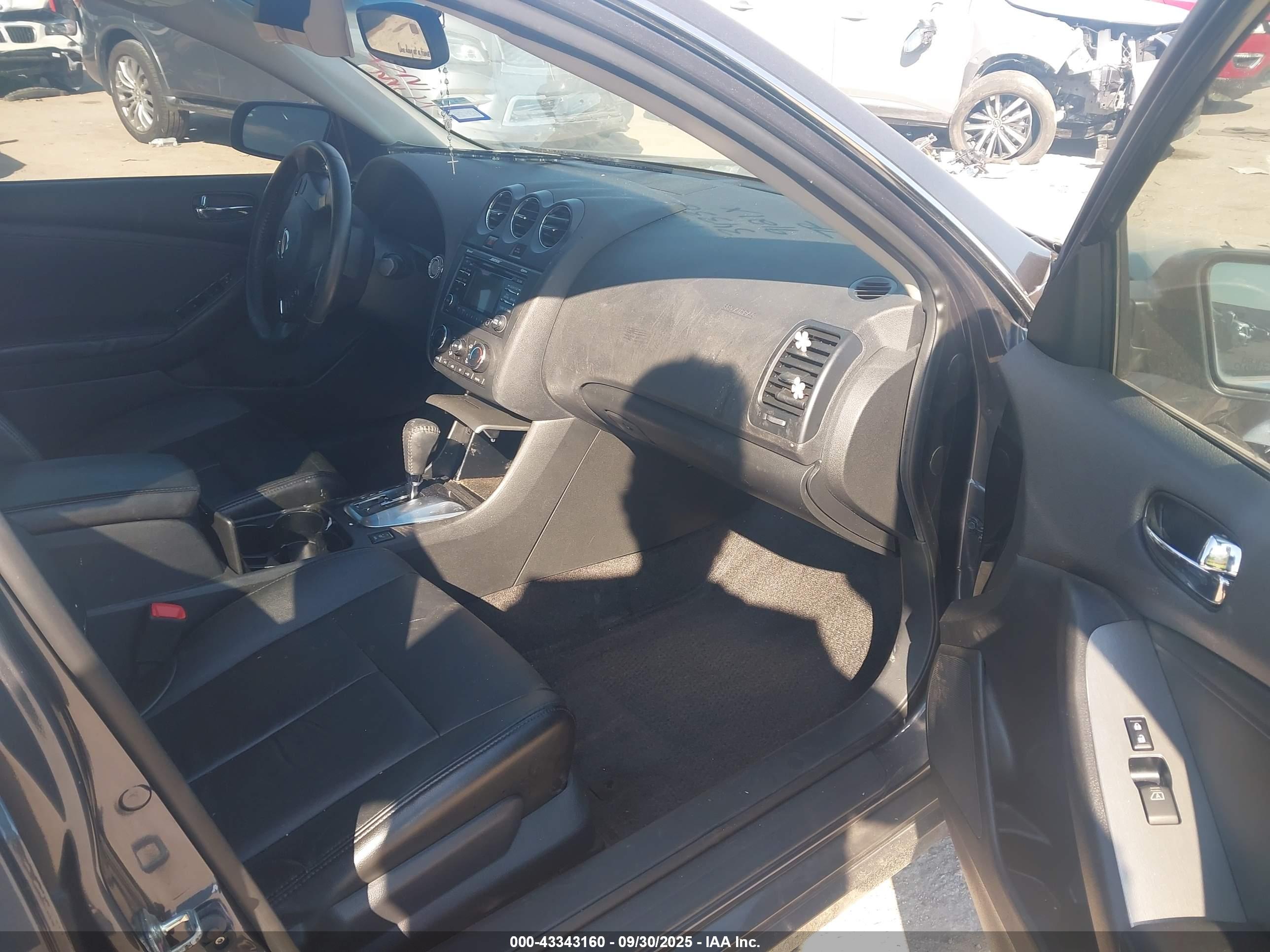 NISSAN ALTIMA image 5
