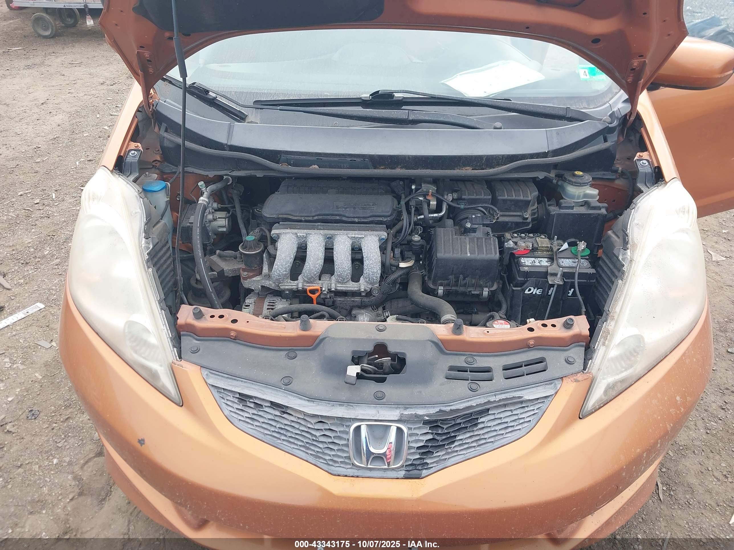 HONDA FIT image 10