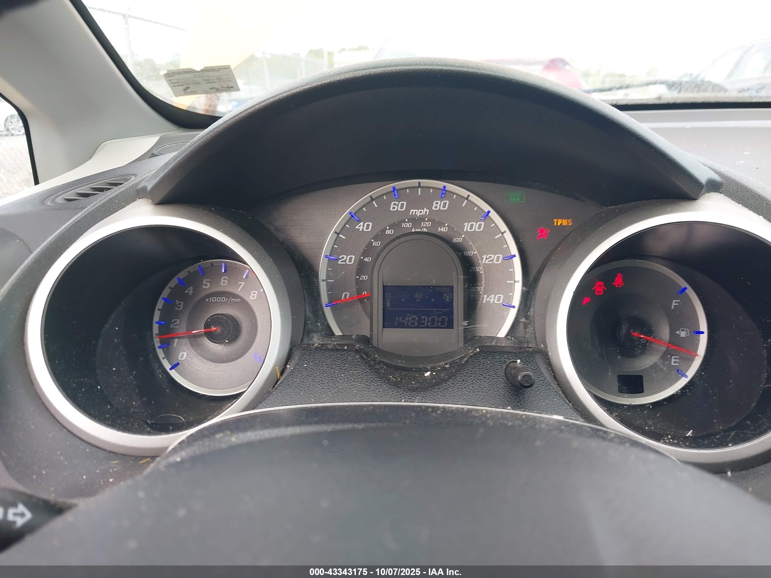 HONDA FIT image 7