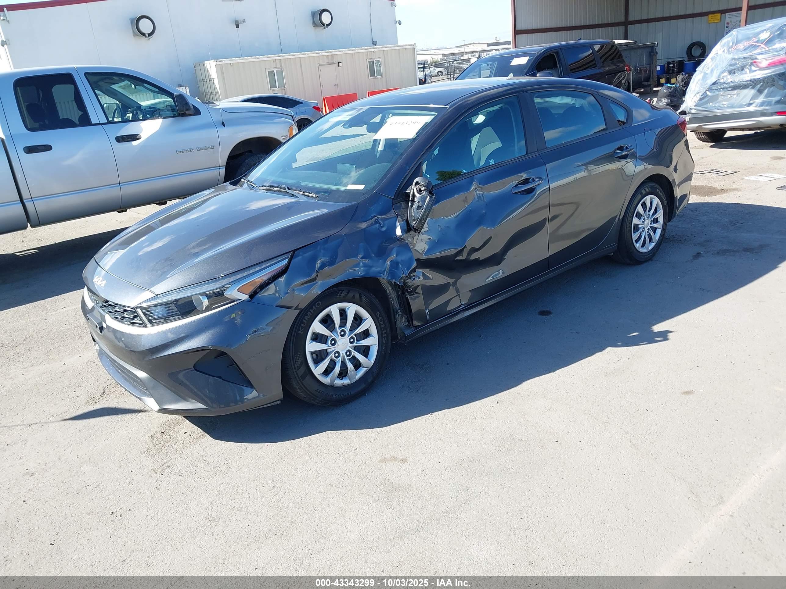 KIA FORTE image 2