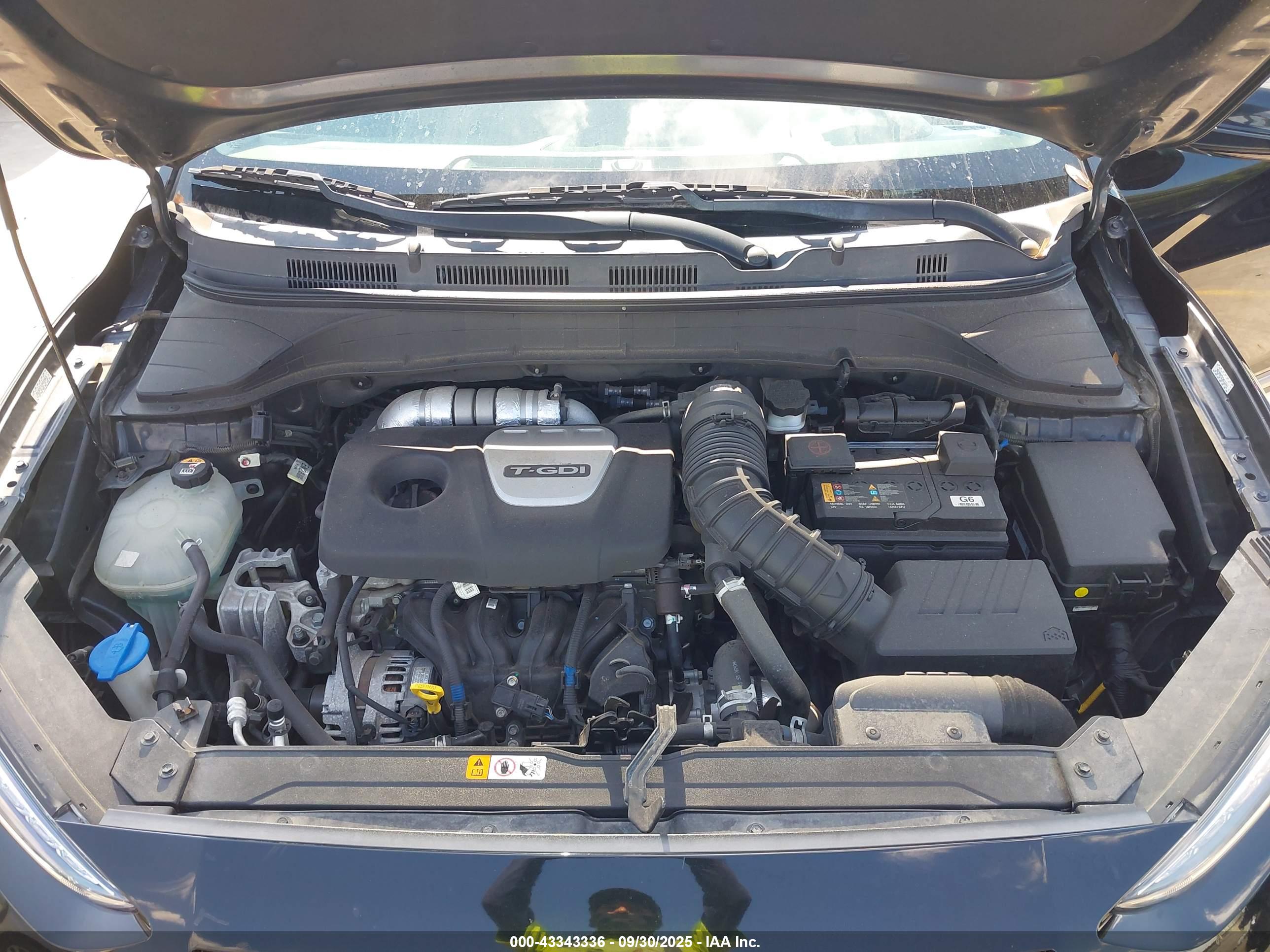 HYUNDAI KONA image 10