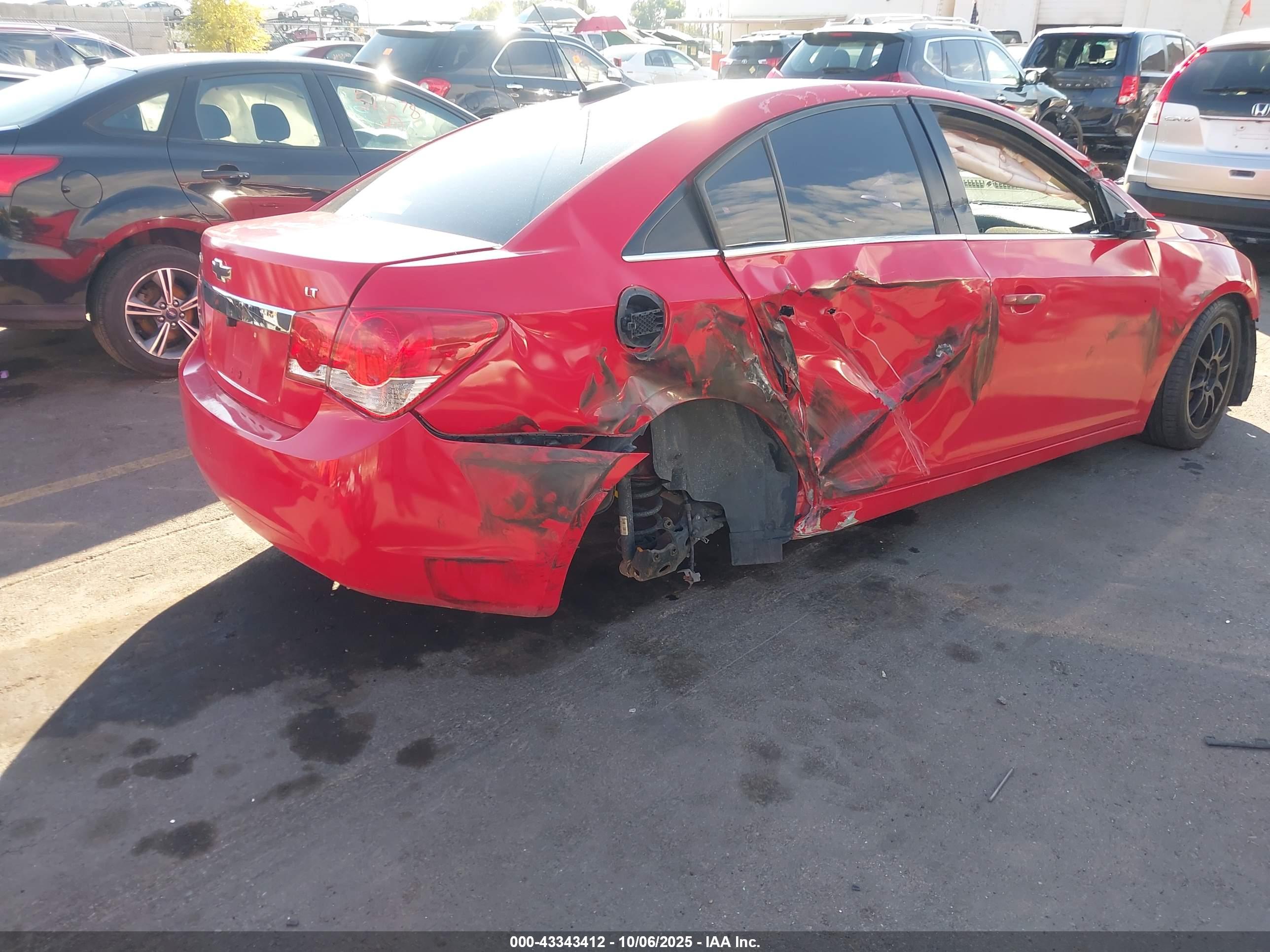 CHEVROLET CRUZE image 4