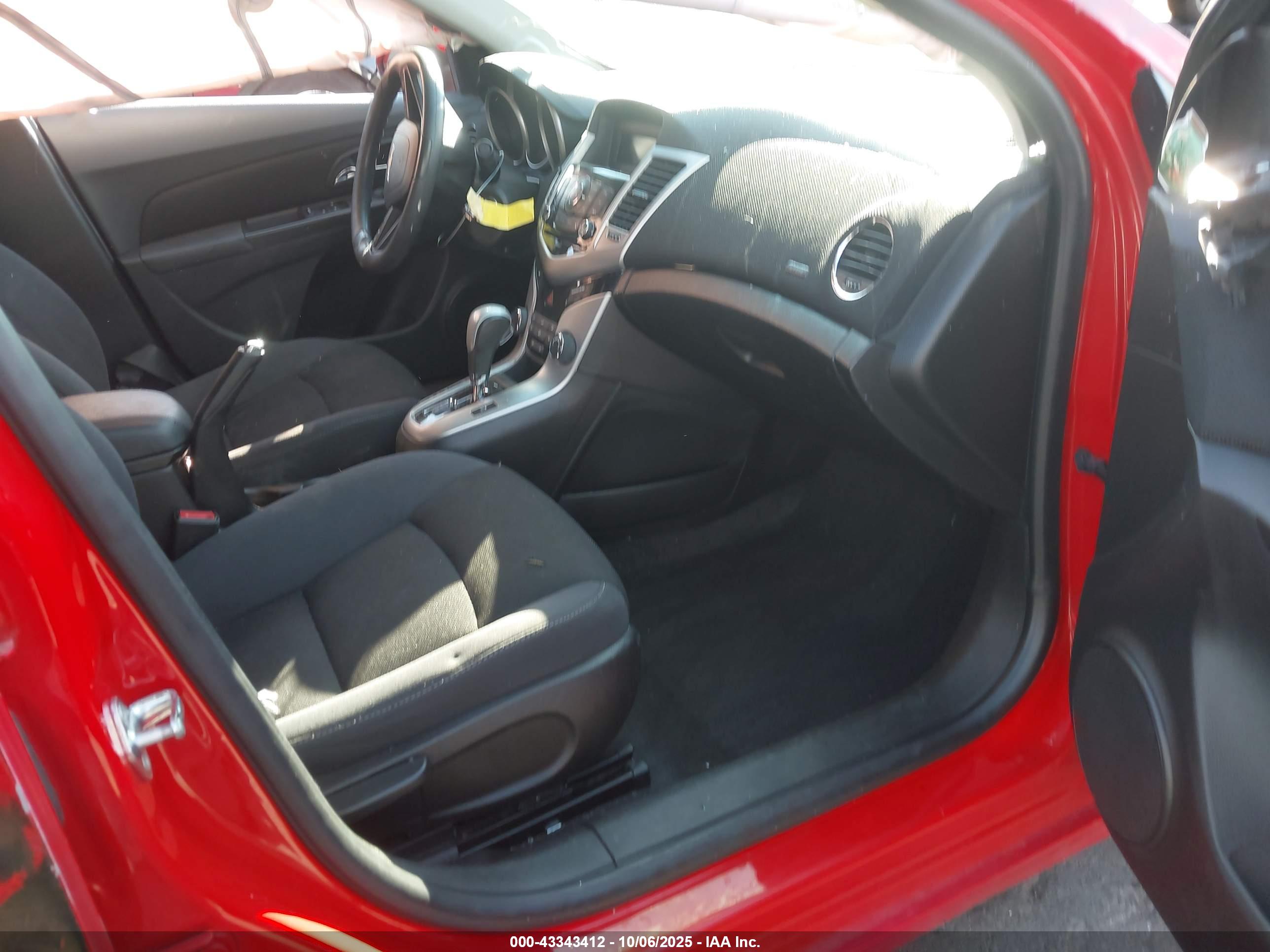 CHEVROLET CRUZE image 5