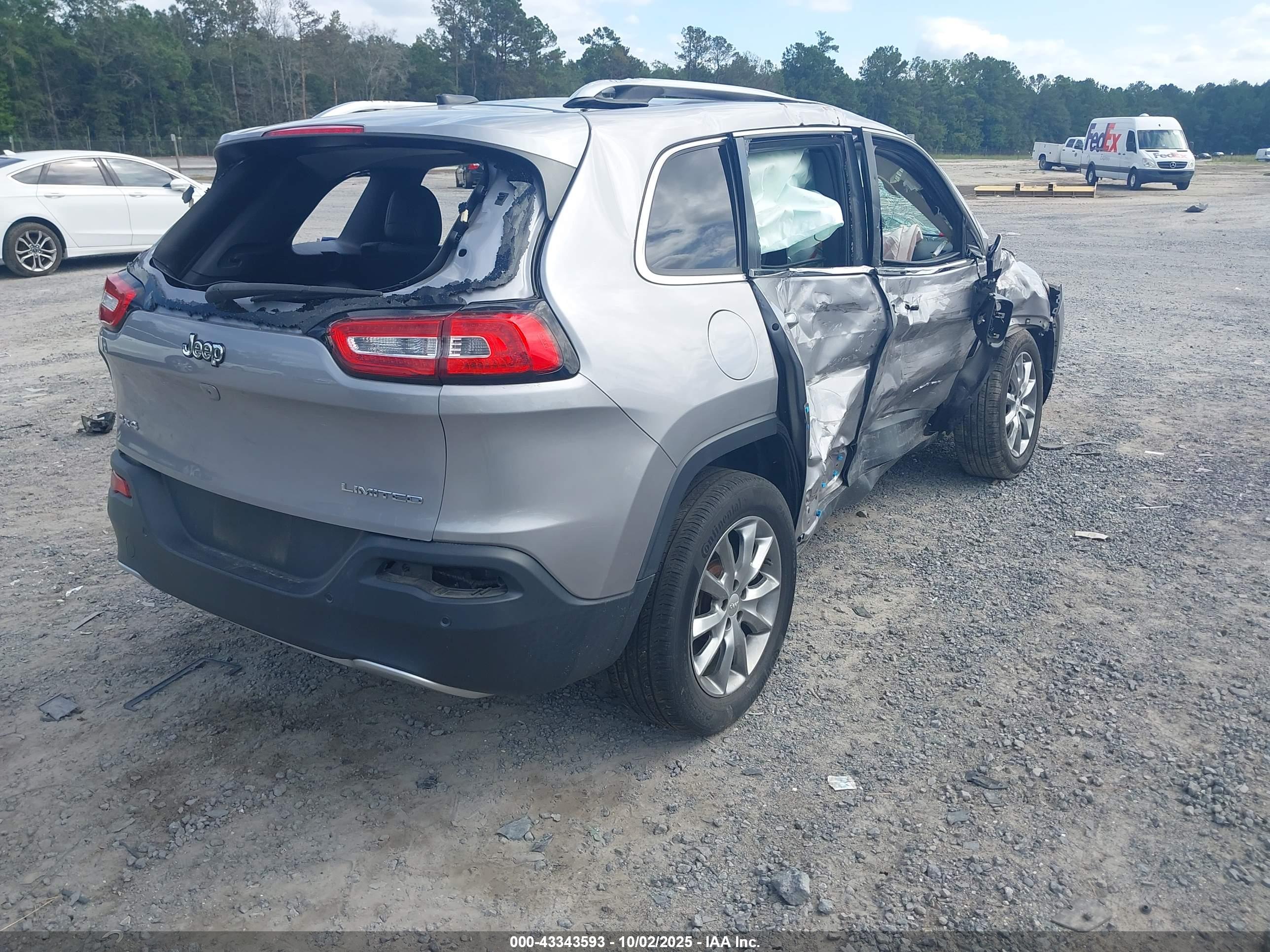 JEEP CHEROKEE image 4