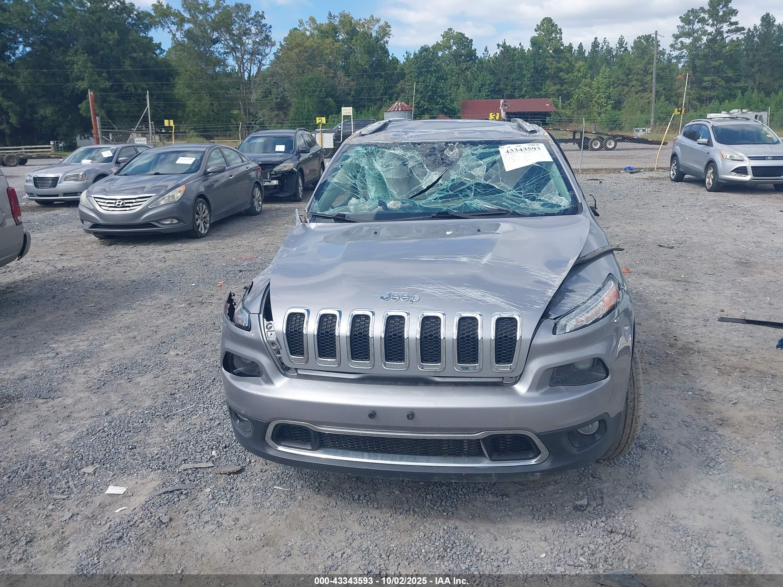 JEEP CHEROKEE image 6