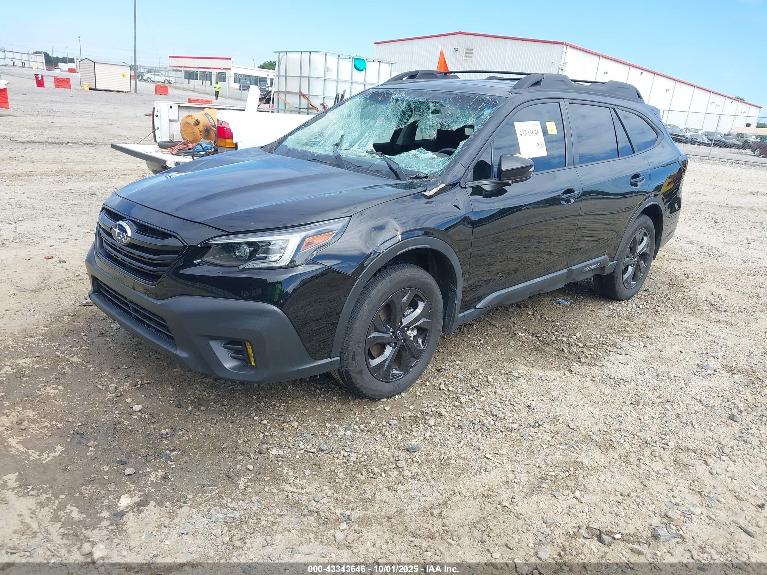 SUBARU OUTBACK image 2