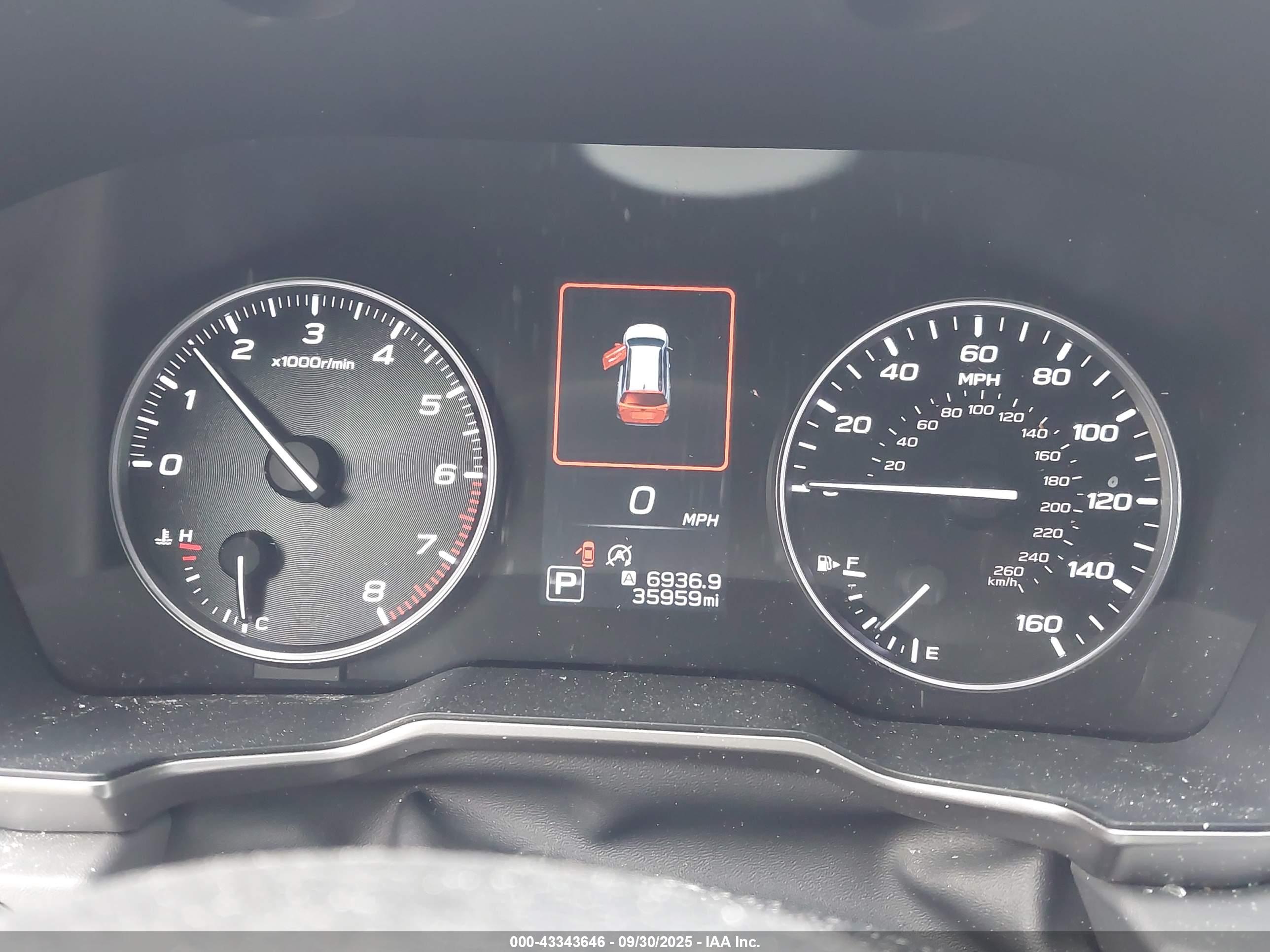 SUBARU OUTBACK image 7