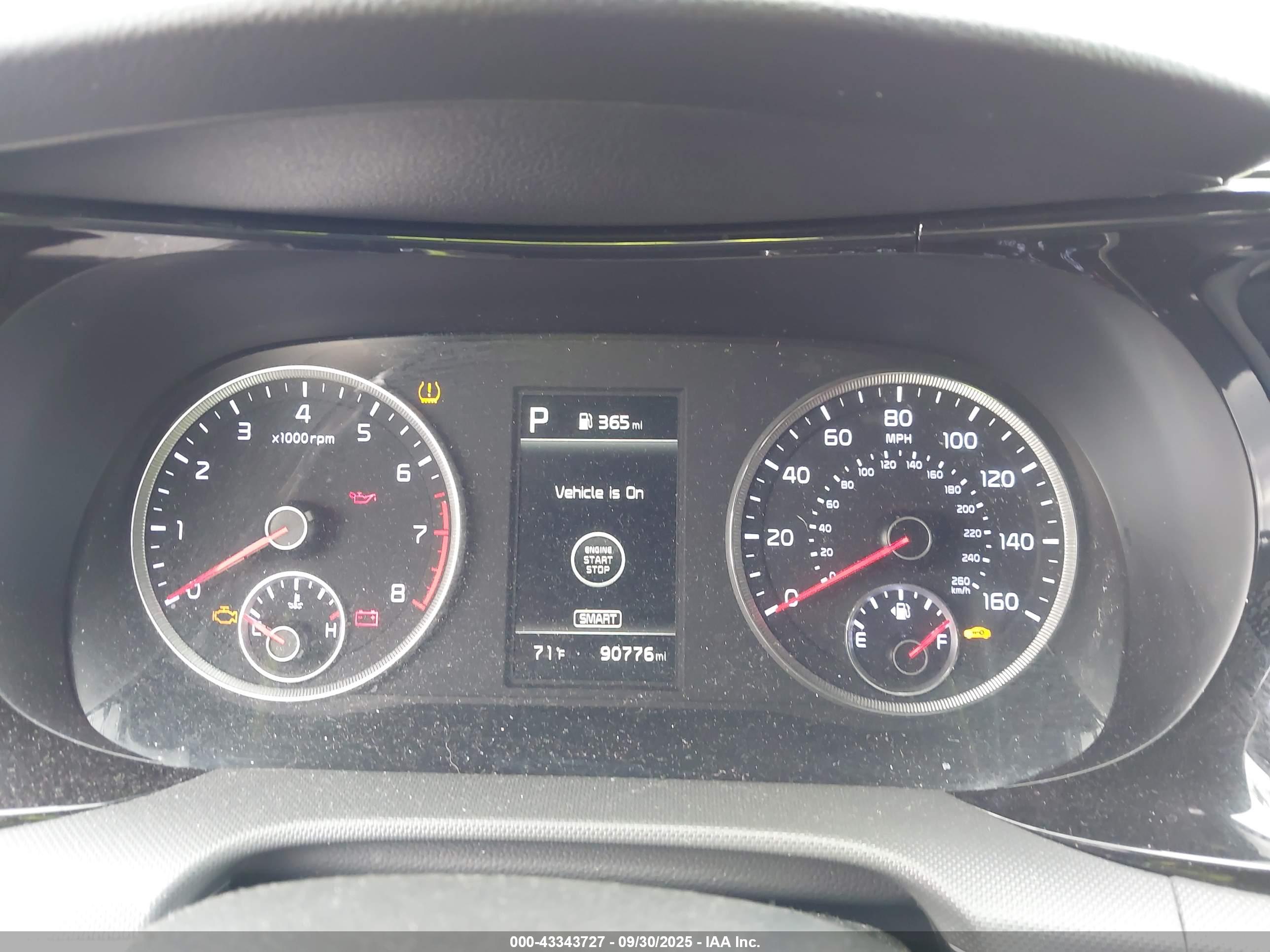 KIA K5 image 7