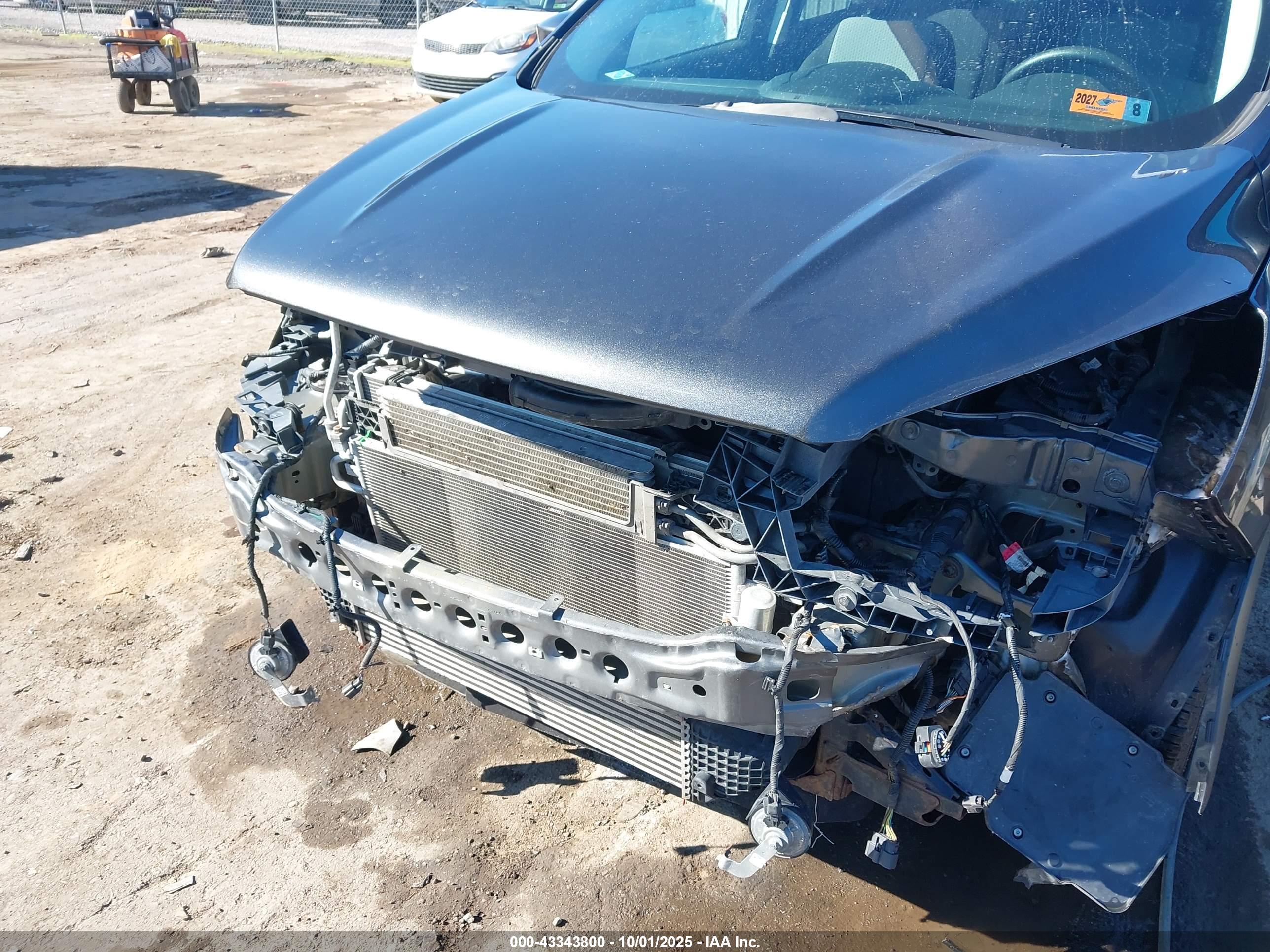 FORD ESCAPE image 6