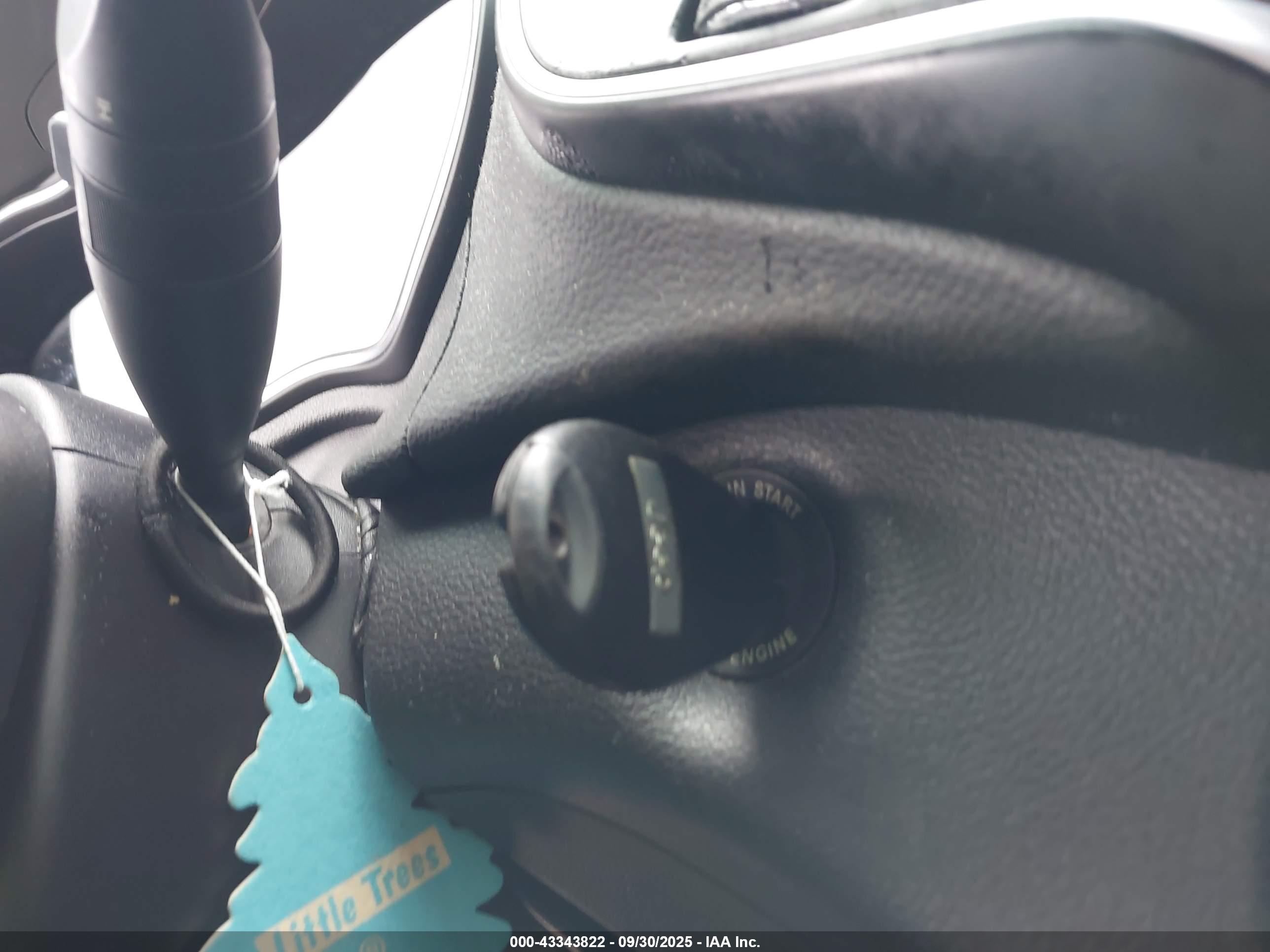 JEEP CHEROKEE image 11