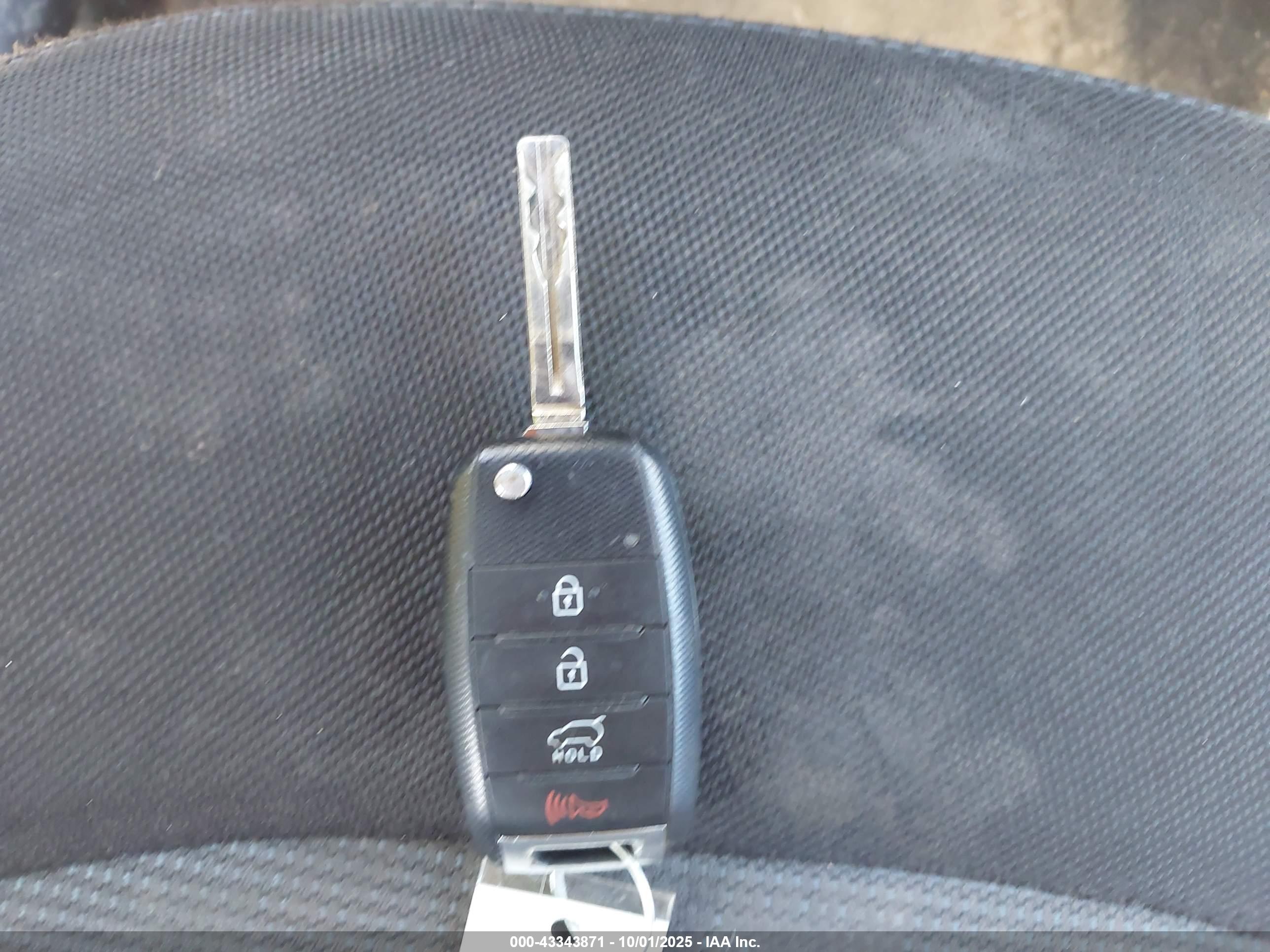 KIA SPORTAGE image 11