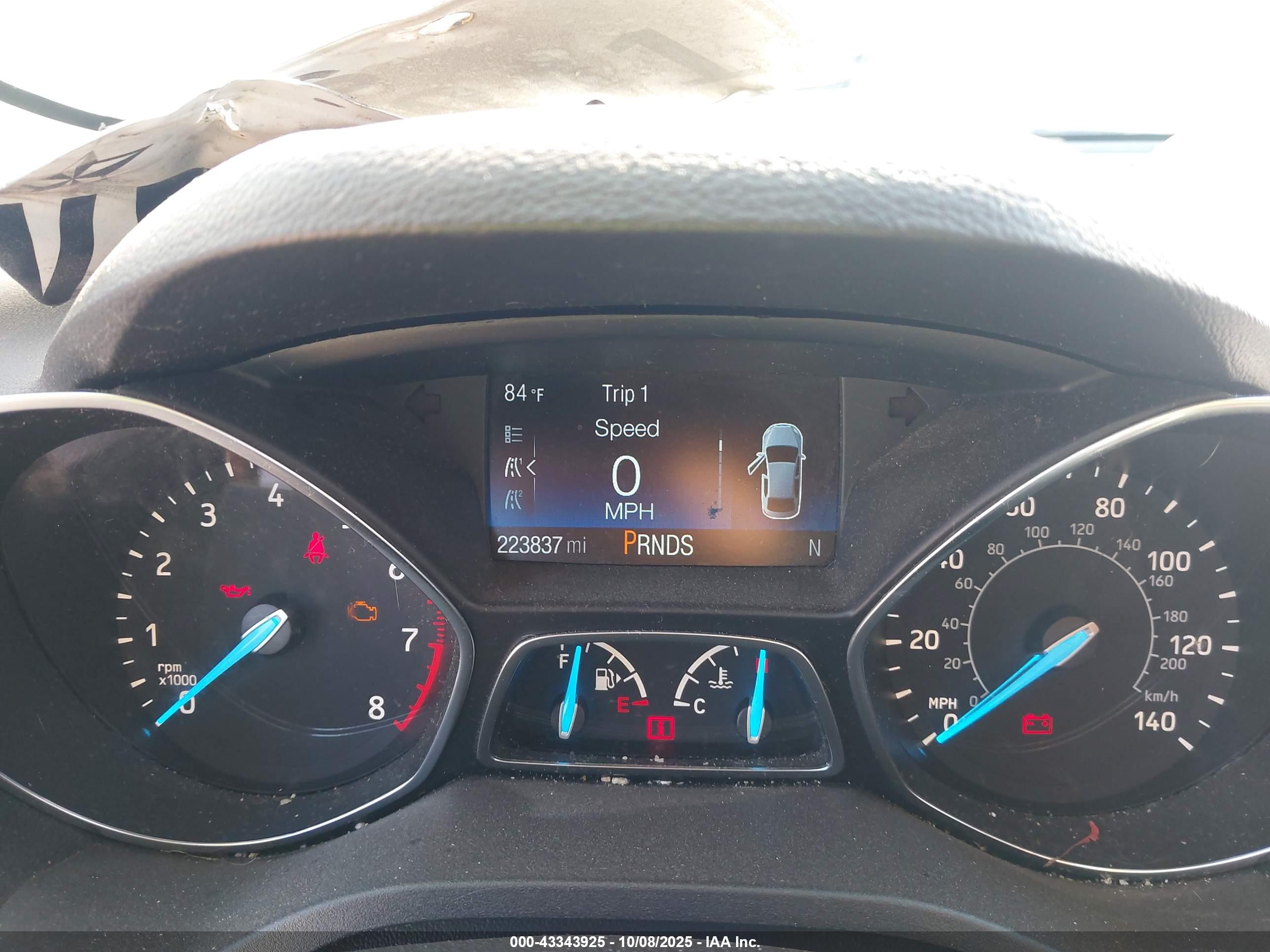 FORD ESCAPE image 7