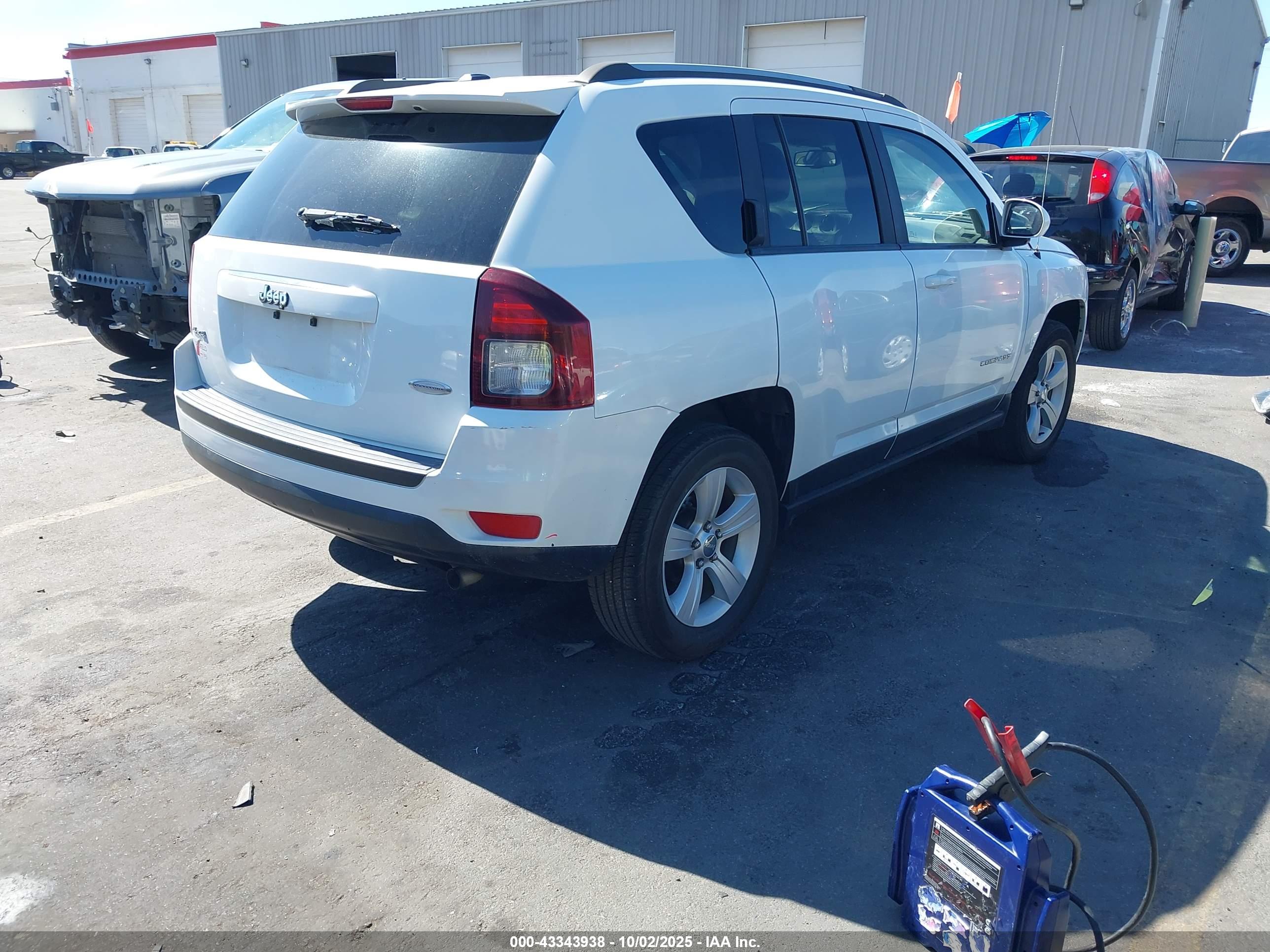 JEEP COMPASS image 4