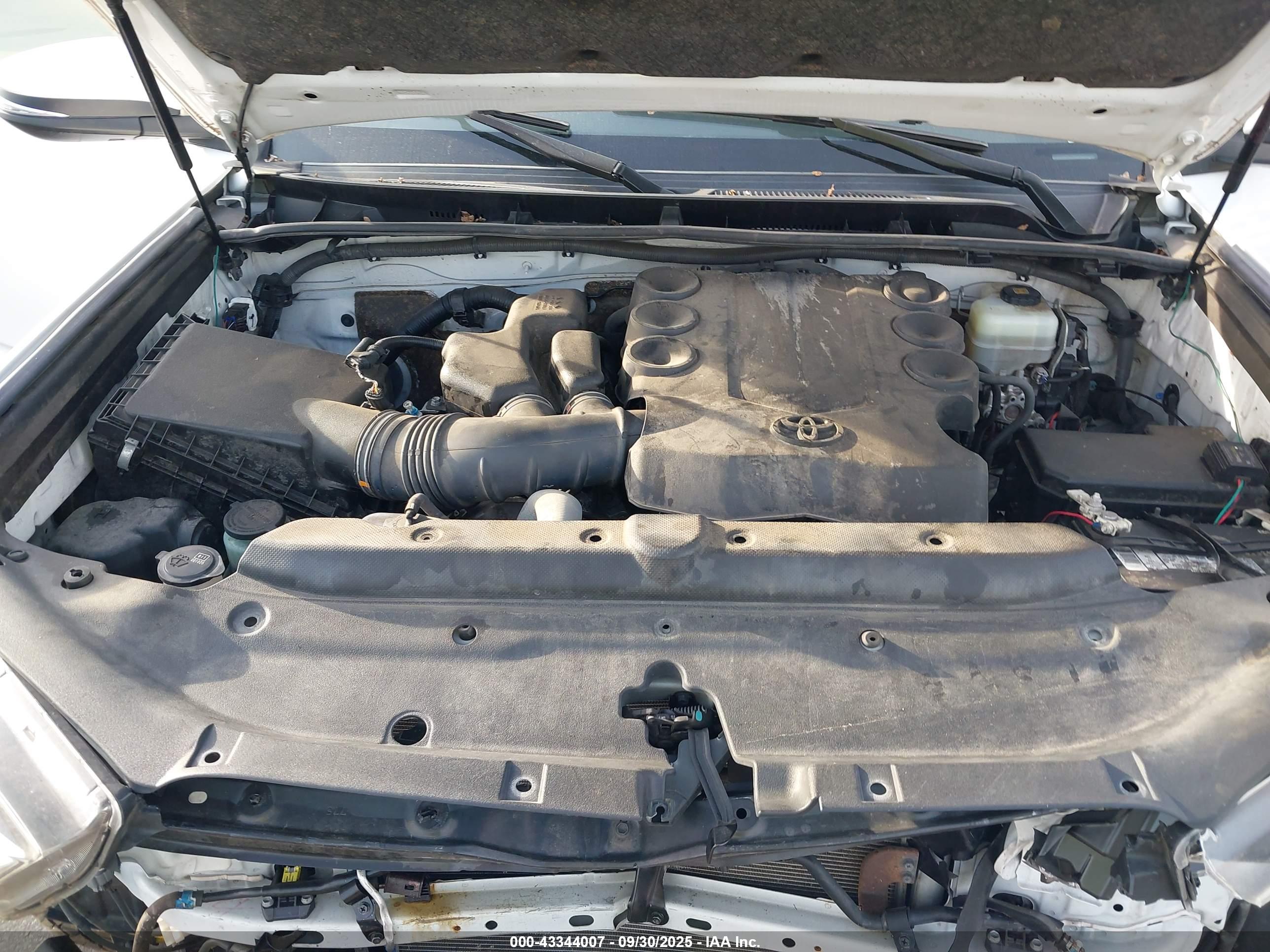 TOYOTA 4RUNNER image 10