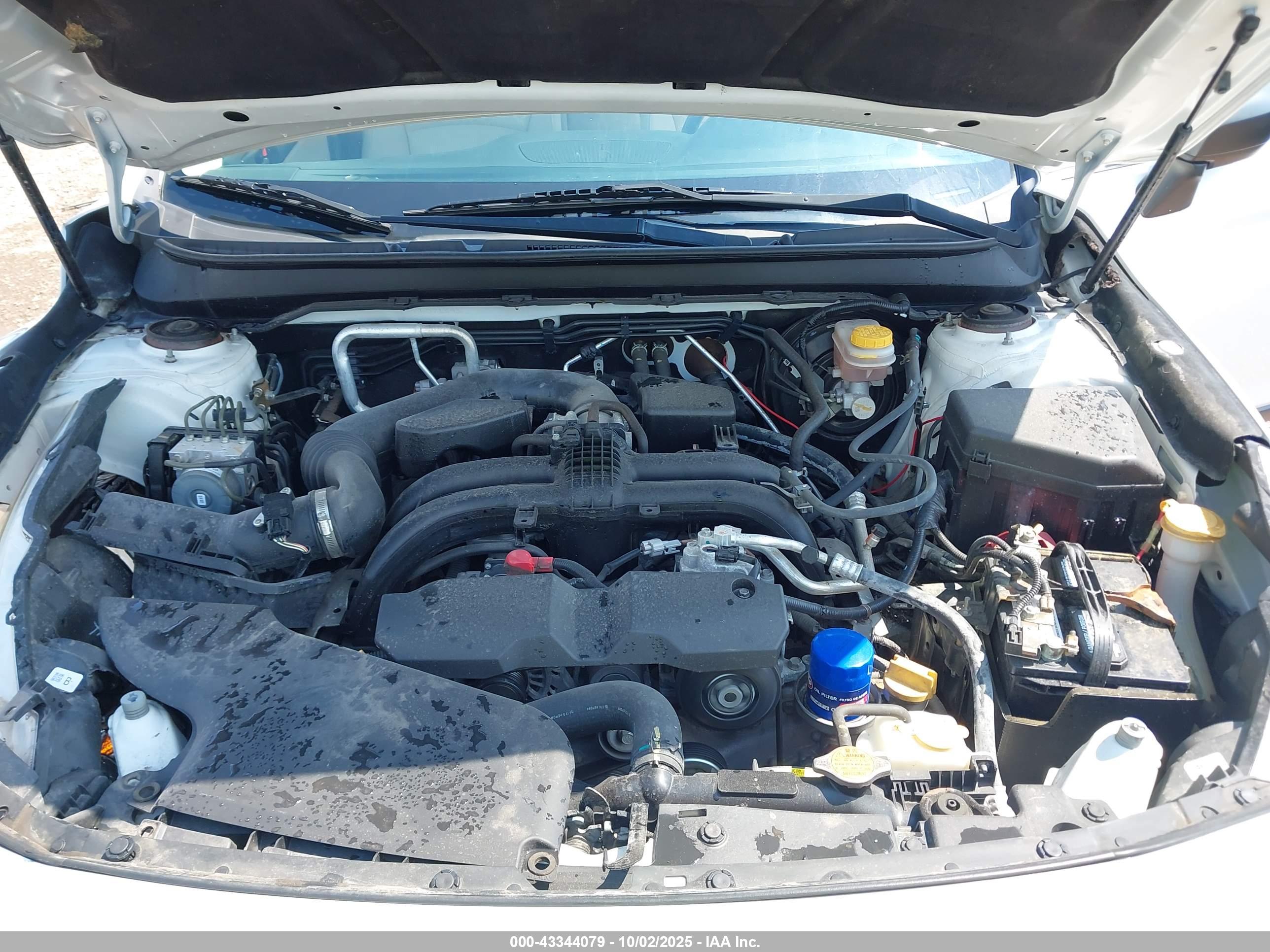 SUBARU OUTBACK image 10