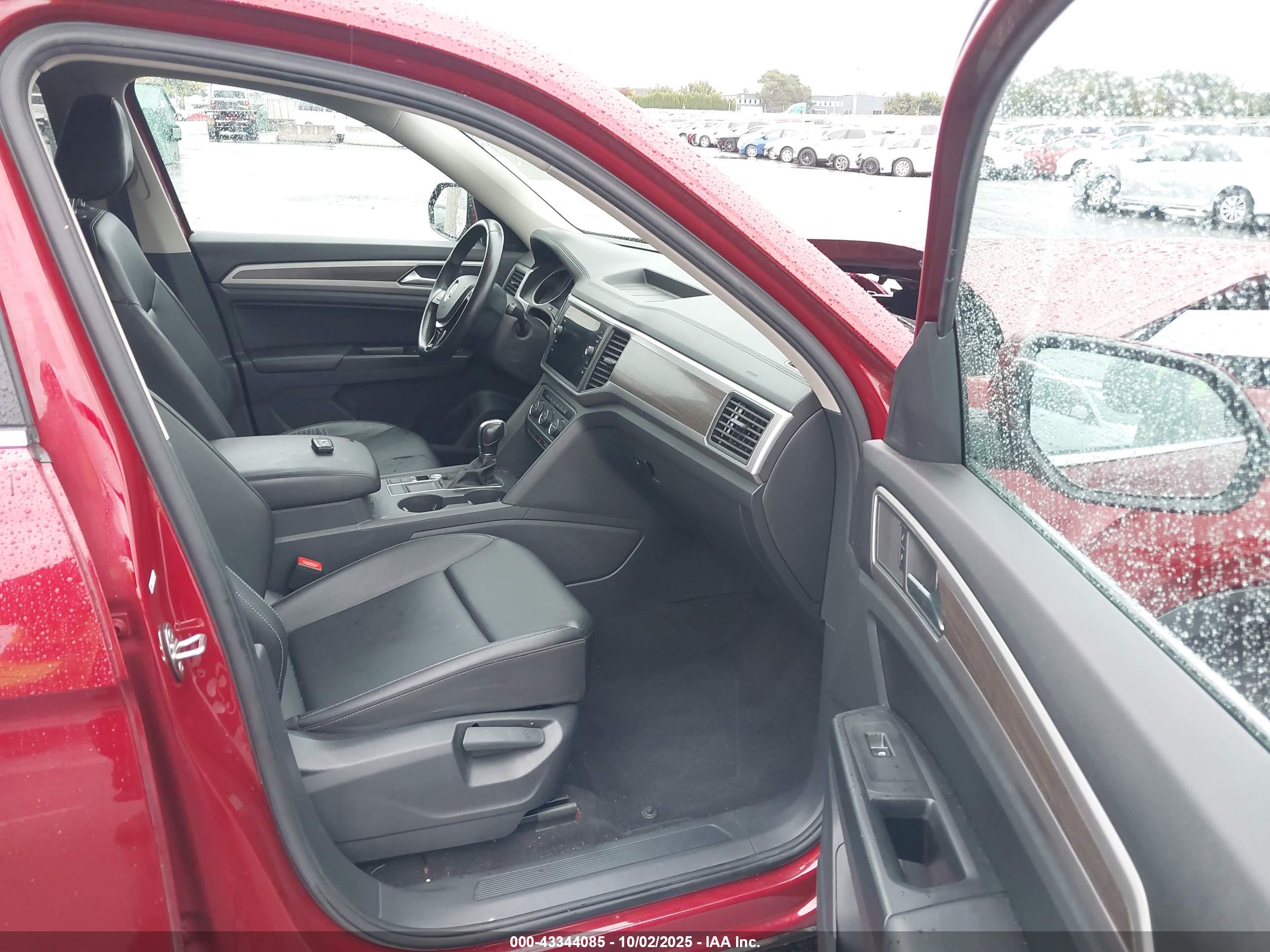 VOLKSWAGEN ATLAS image 5