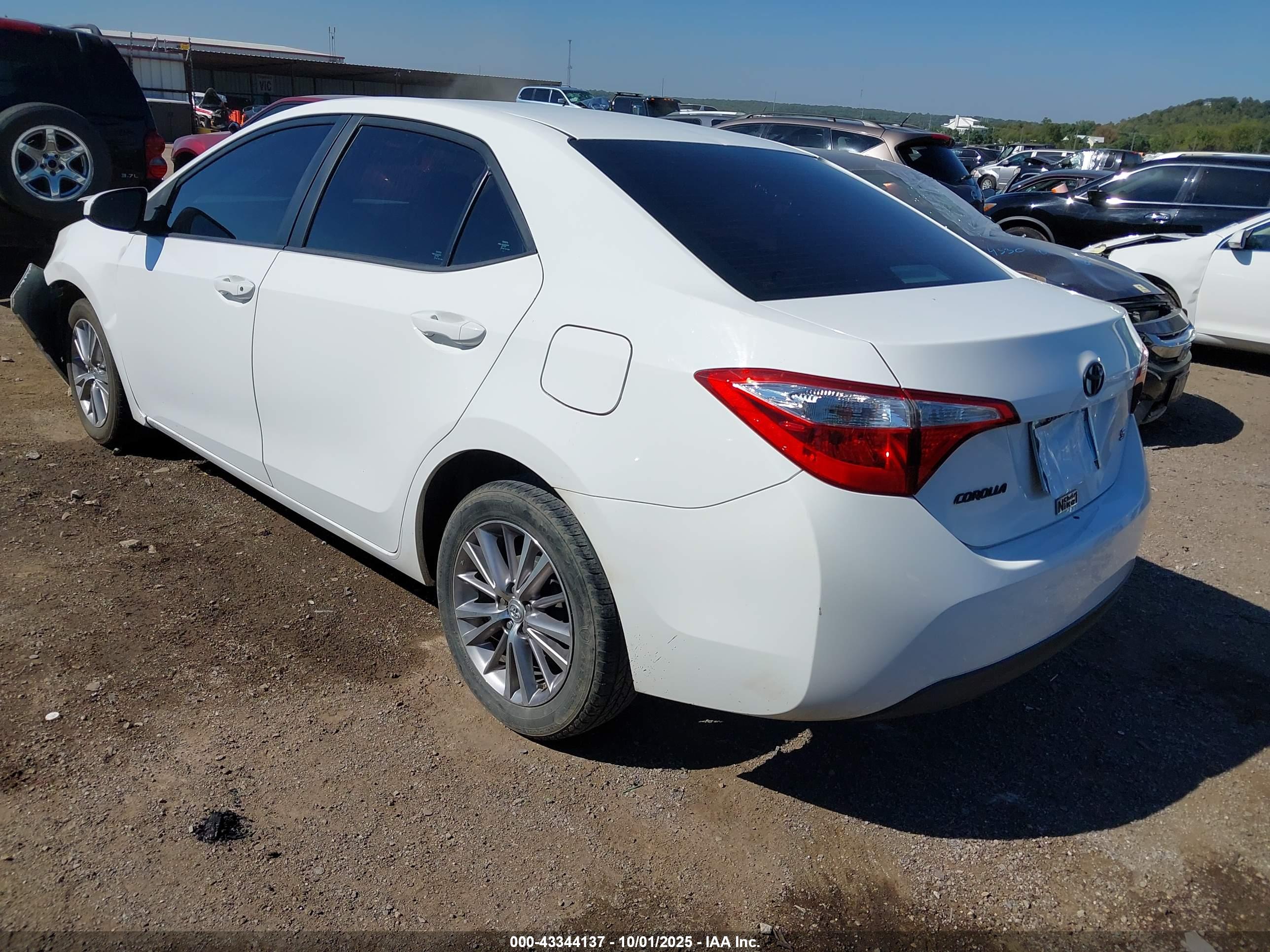 TOYOTA COROLLA image 3