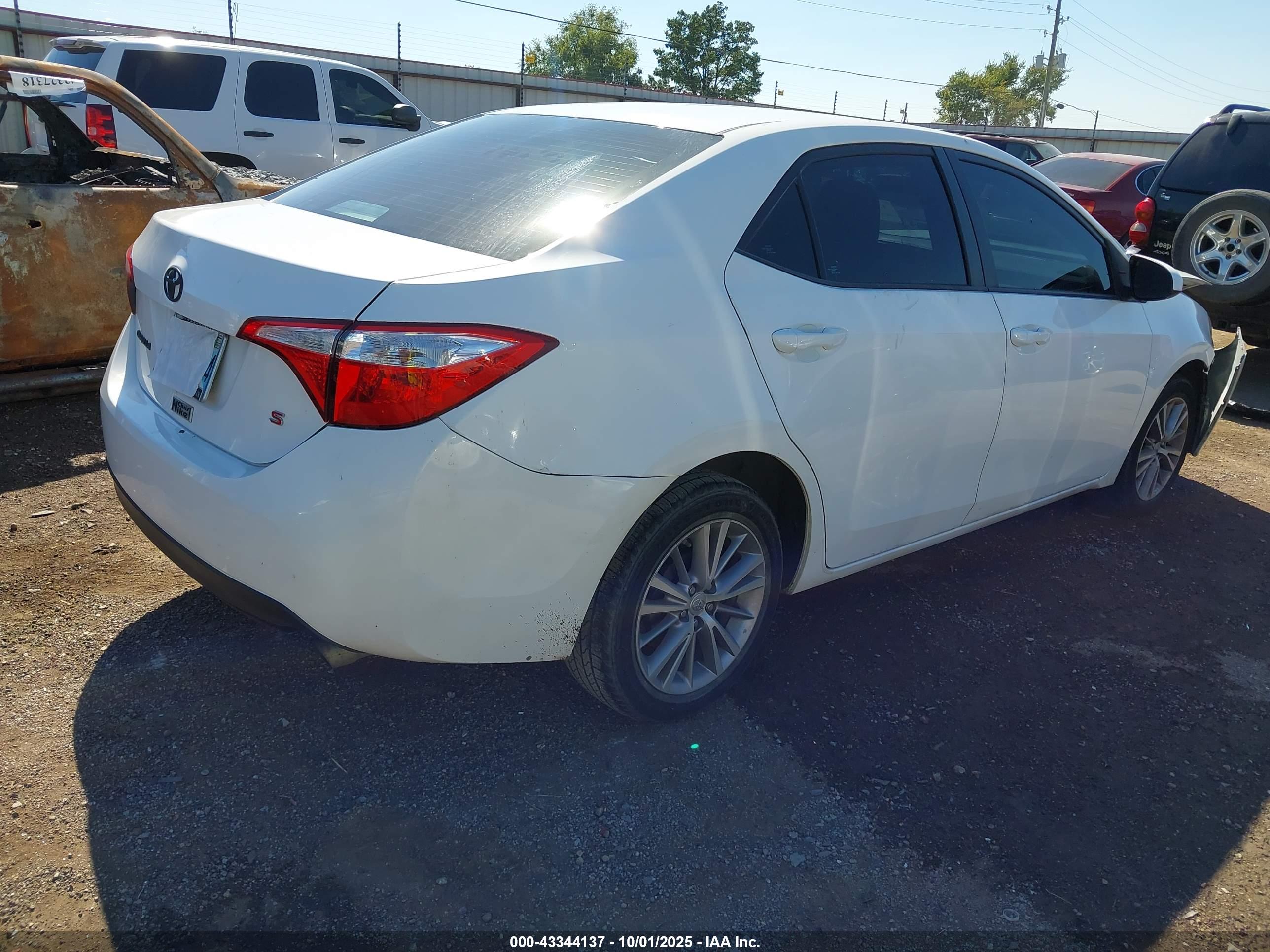 TOYOTA COROLLA image 4