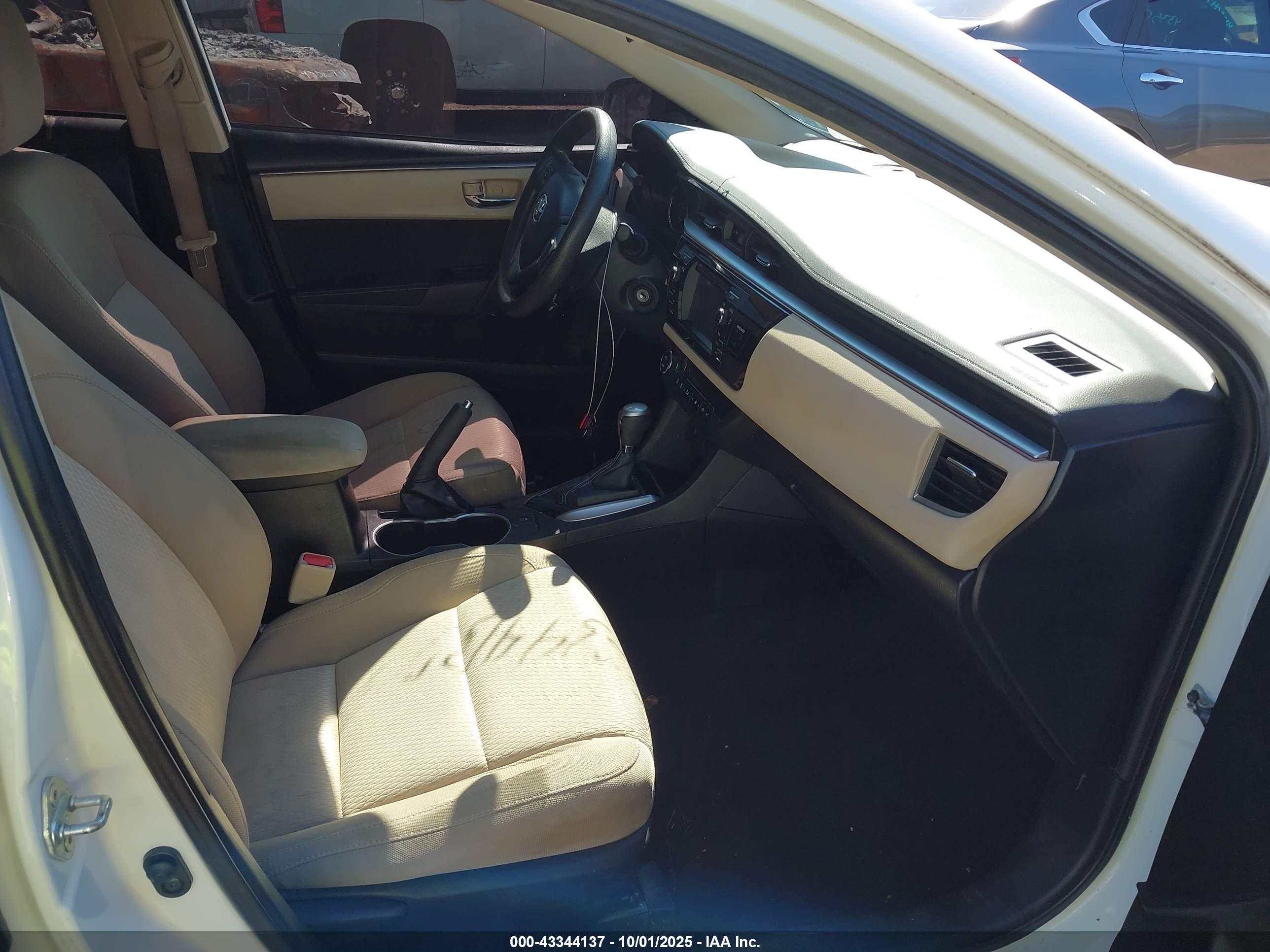 TOYOTA COROLLA image 5