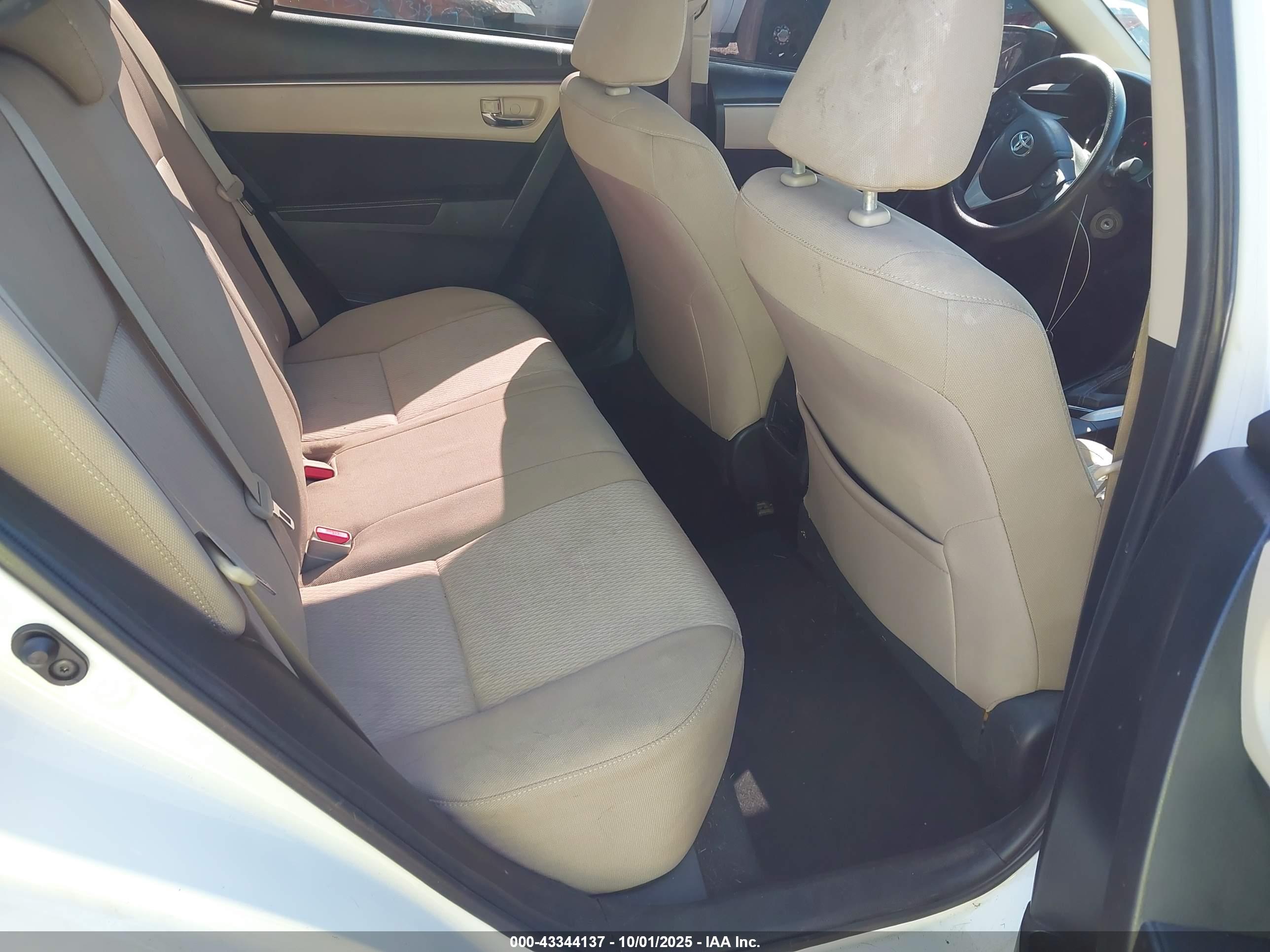 TOYOTA COROLLA image 8