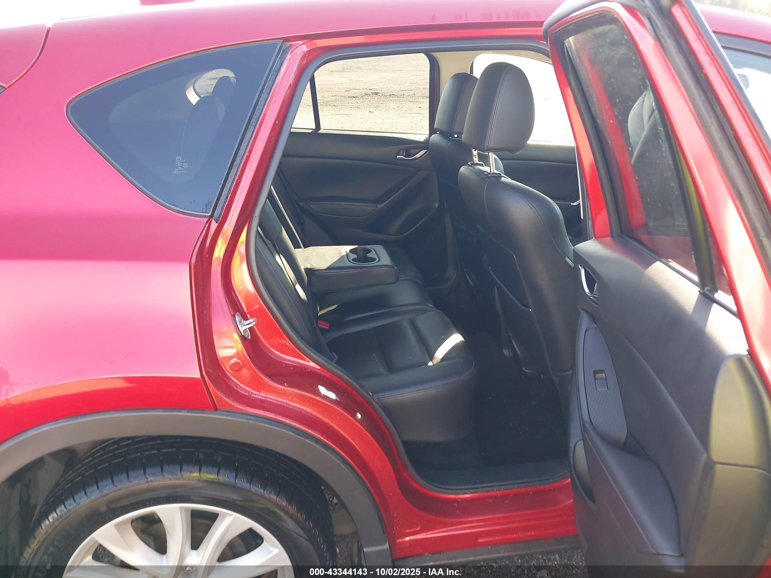 MAZDA CX-5 image 8