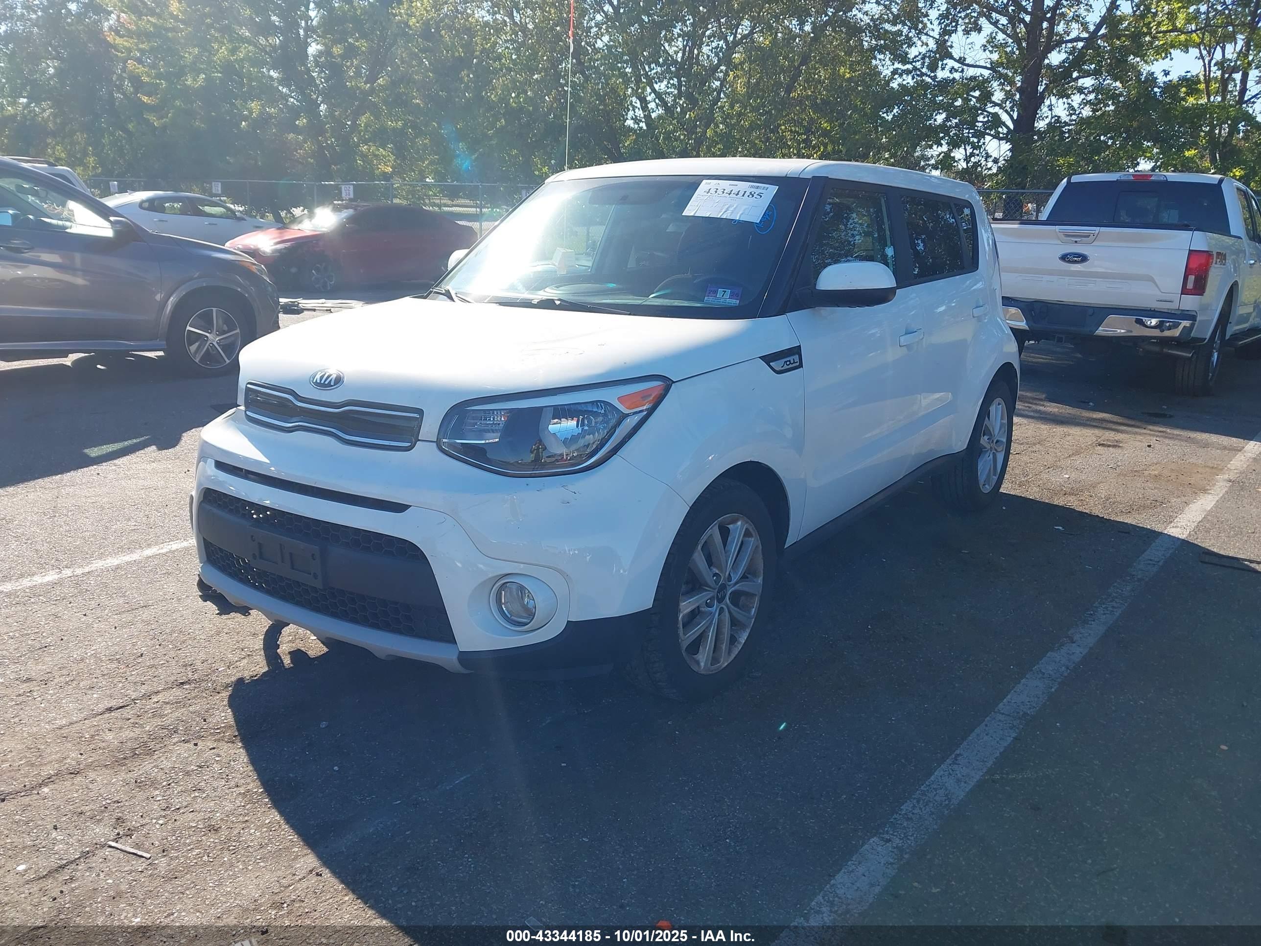 KIA SOUL image 2
