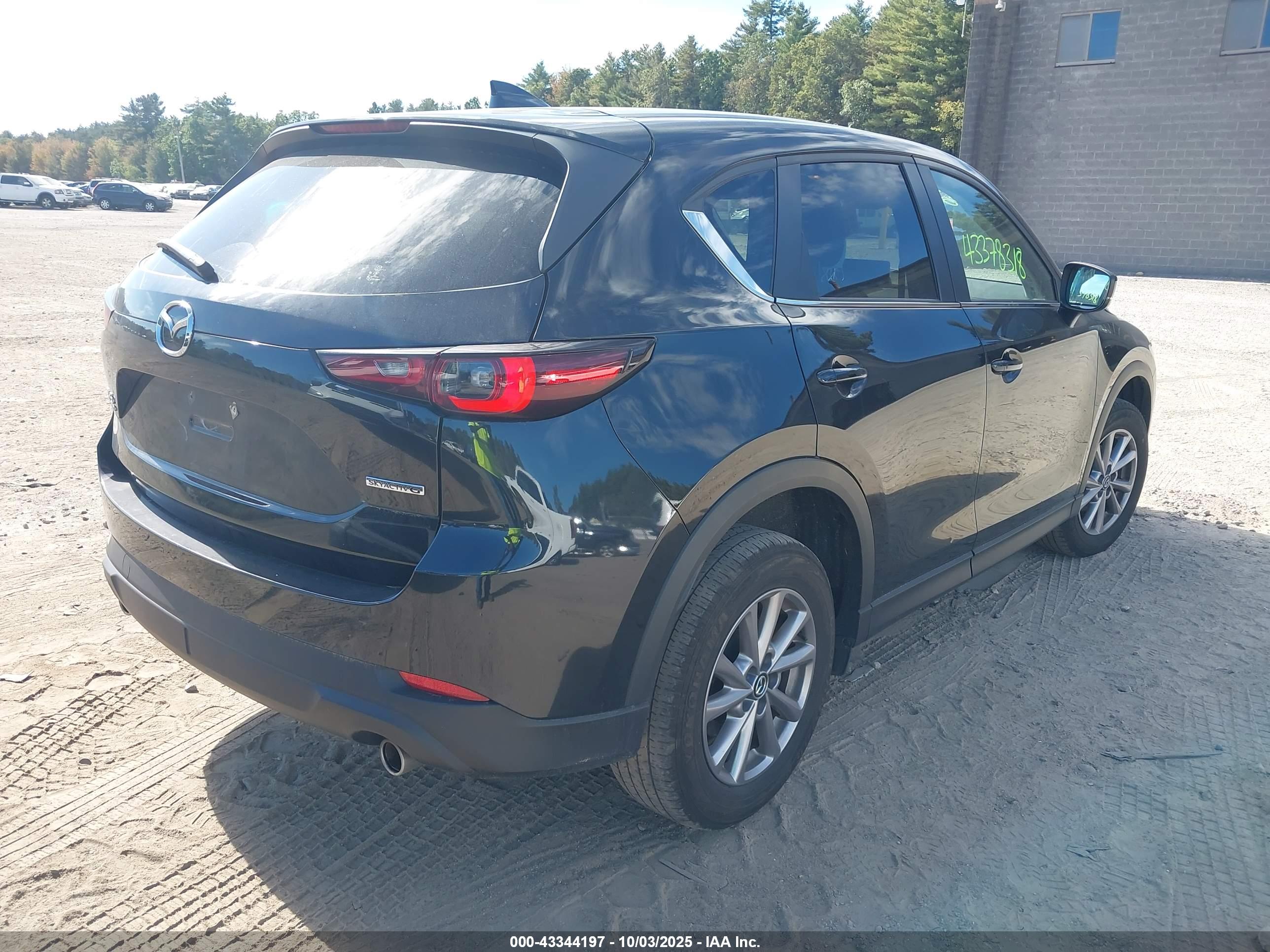 MAZDA CX-5 image 4